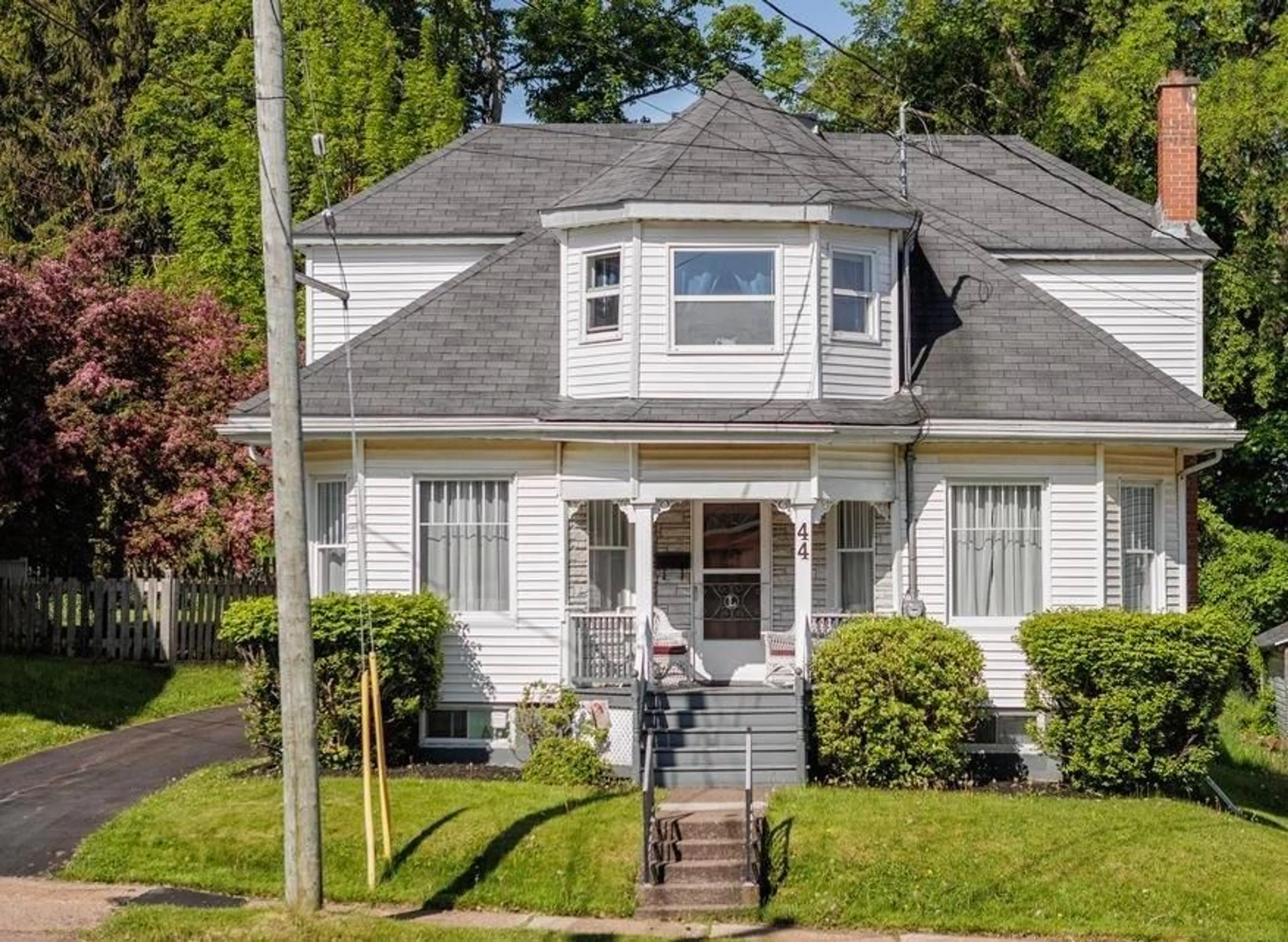 Home with vinyl exterior material, street for 44 Aberdeen St, Truro Nova Scotia B2N 2V3