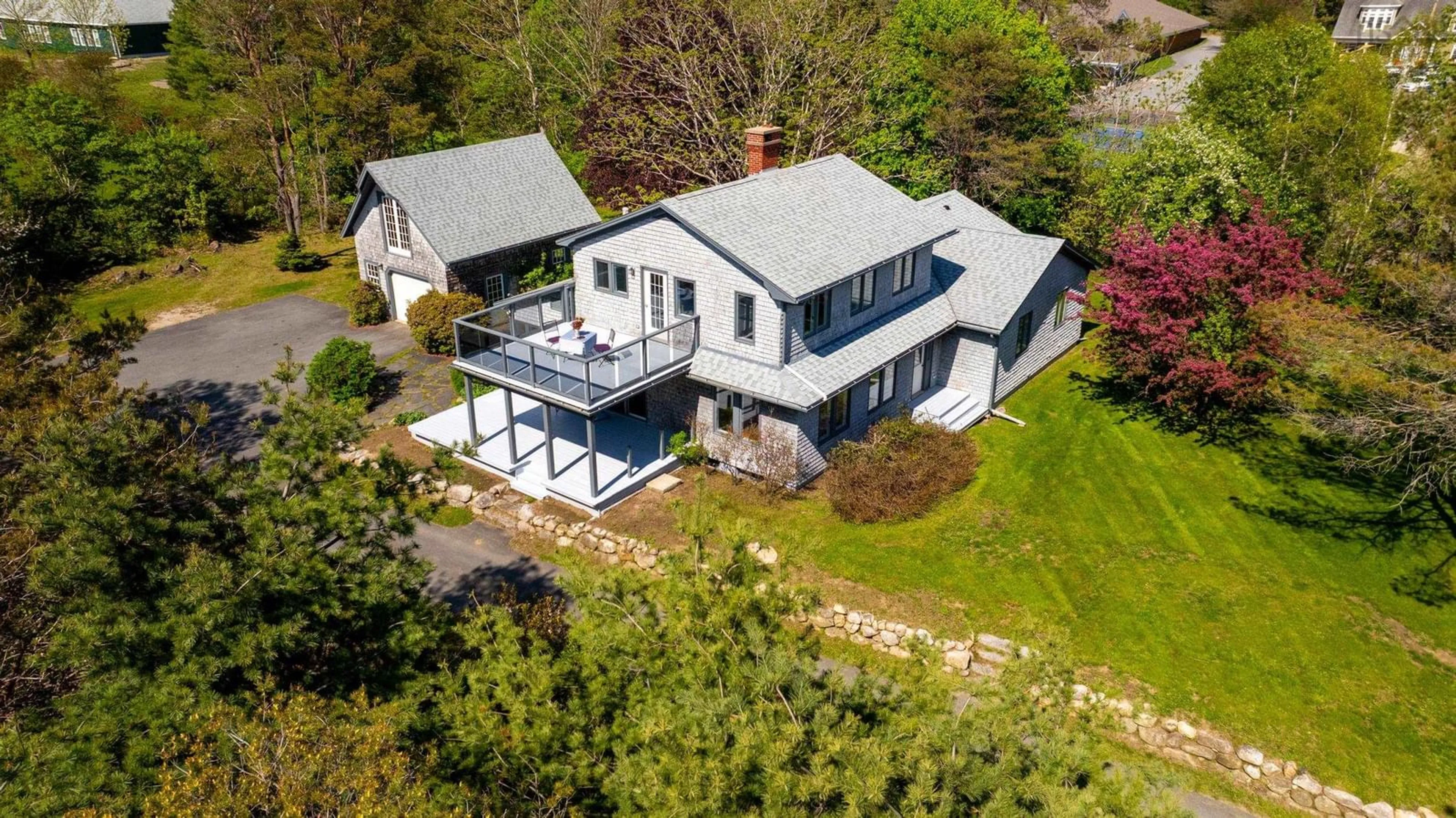 A pic from outside/outdoor area/front of a property/back of a property/a pic from drone, building for 214 Pig Loop Rd, Chester Nova Scotia B0J 1J0