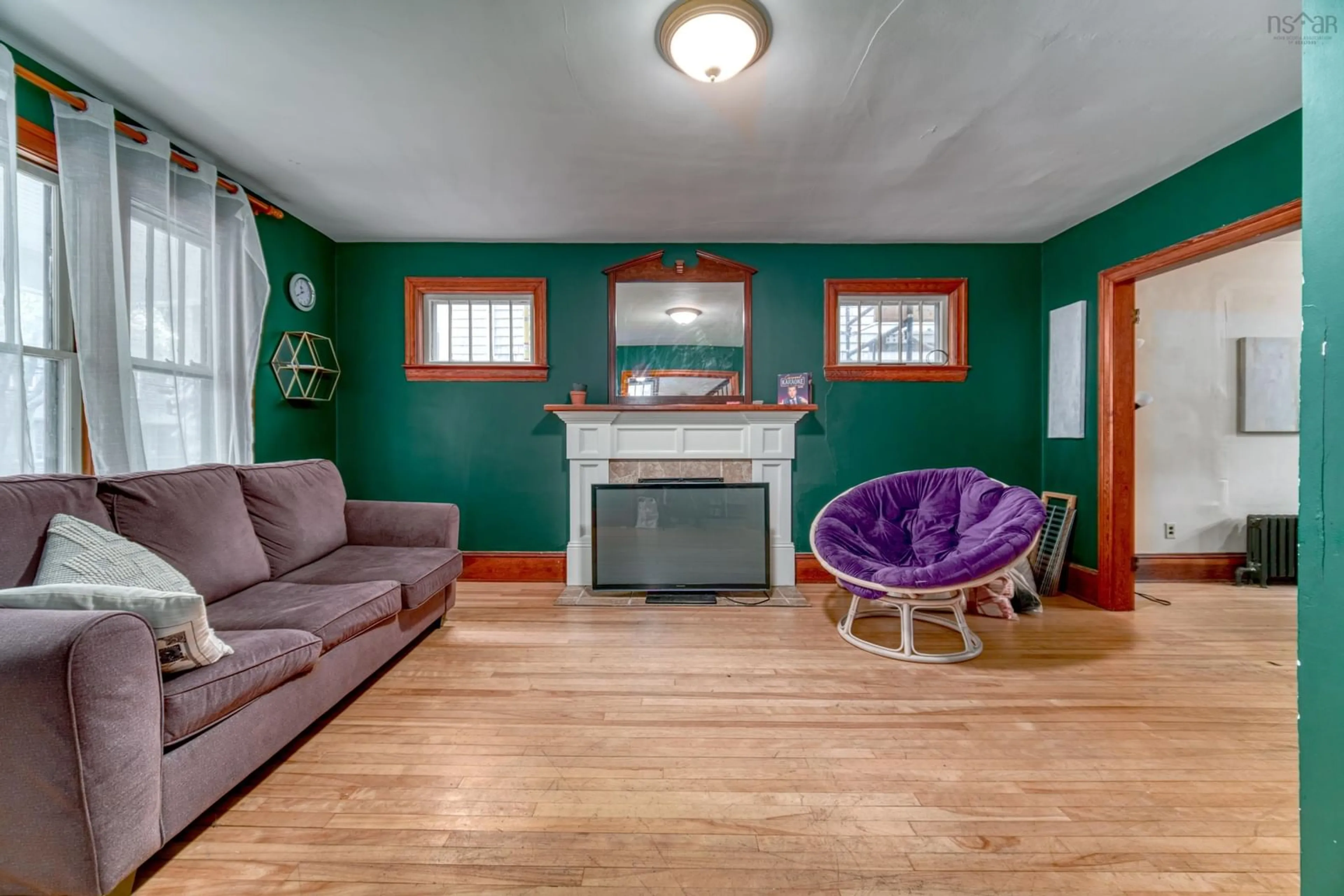 Living room with furniture, unknown for 2078 Oxford St, Halifax Regional Municipality Nova Scotia B3L 2T2