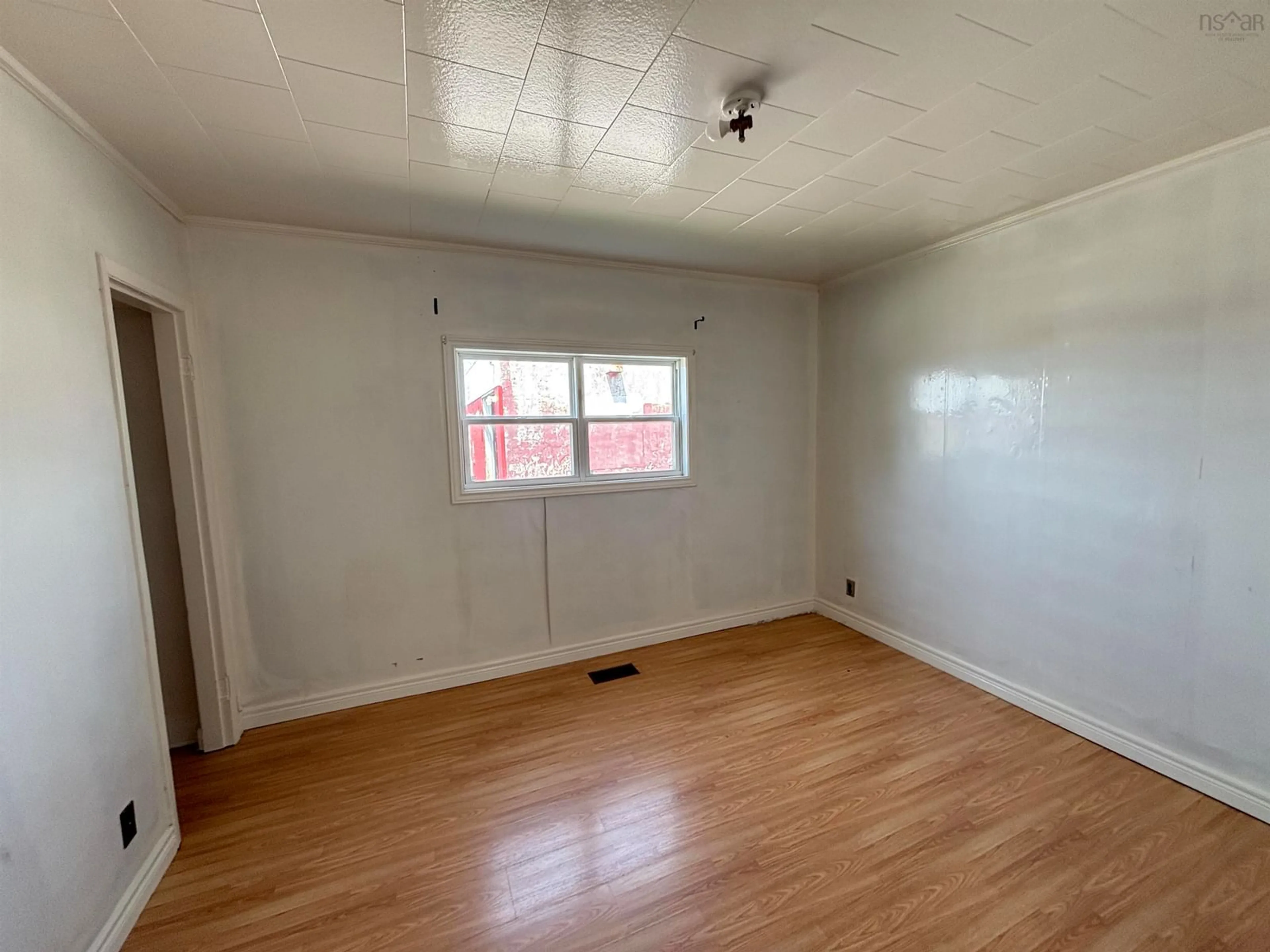A pic of a room for 11 Ashby, Sydney Nova Scotia B1P 2R7