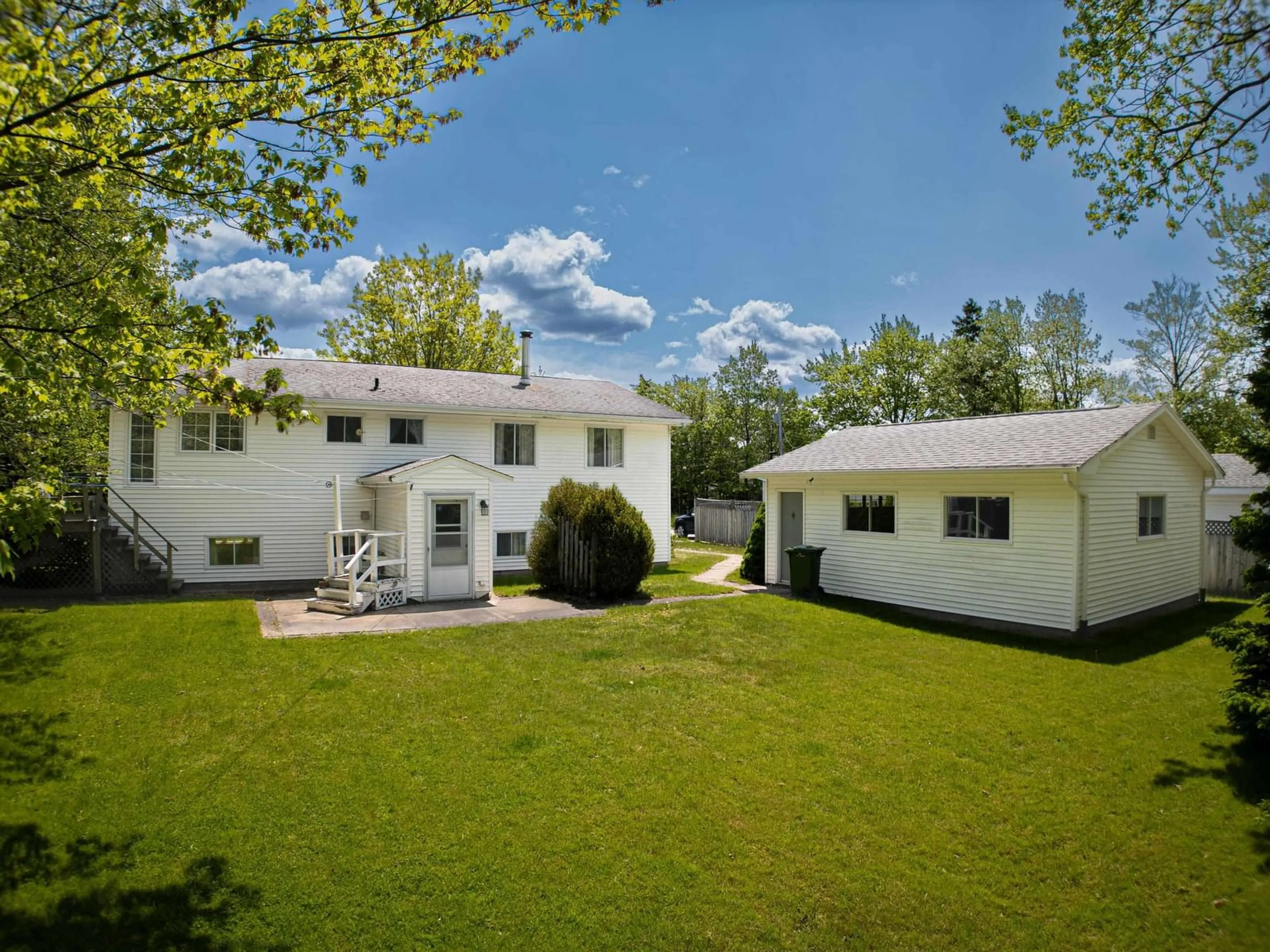 A pic from outside/outdoor area/front of a property/back of a property/a pic from drone, unknown for 331 Upham Dr, Truro Nova Scotia B2N 5K2