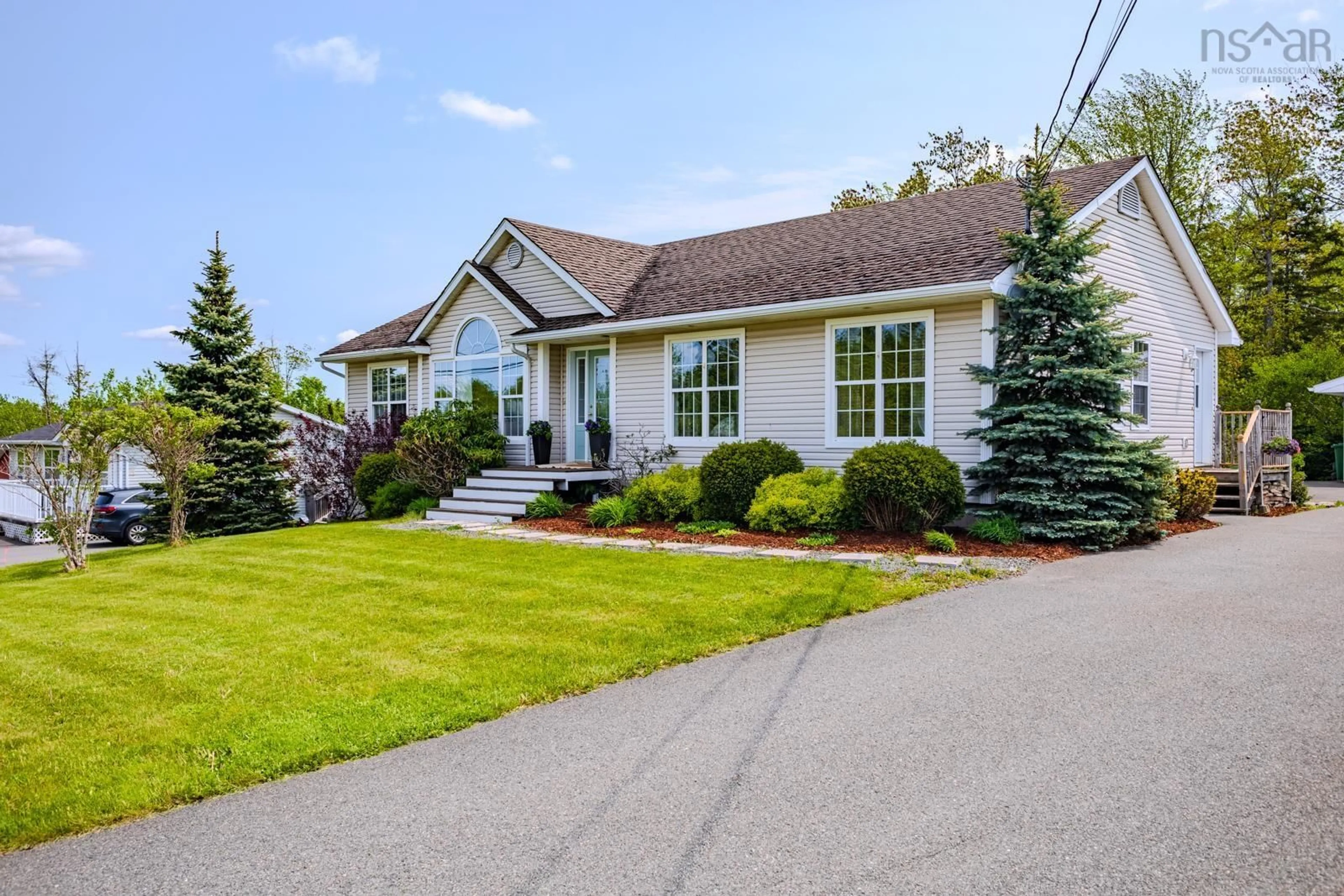 Unknown for 2049 Angell St, Westville Nova Scotia B0K 2A0