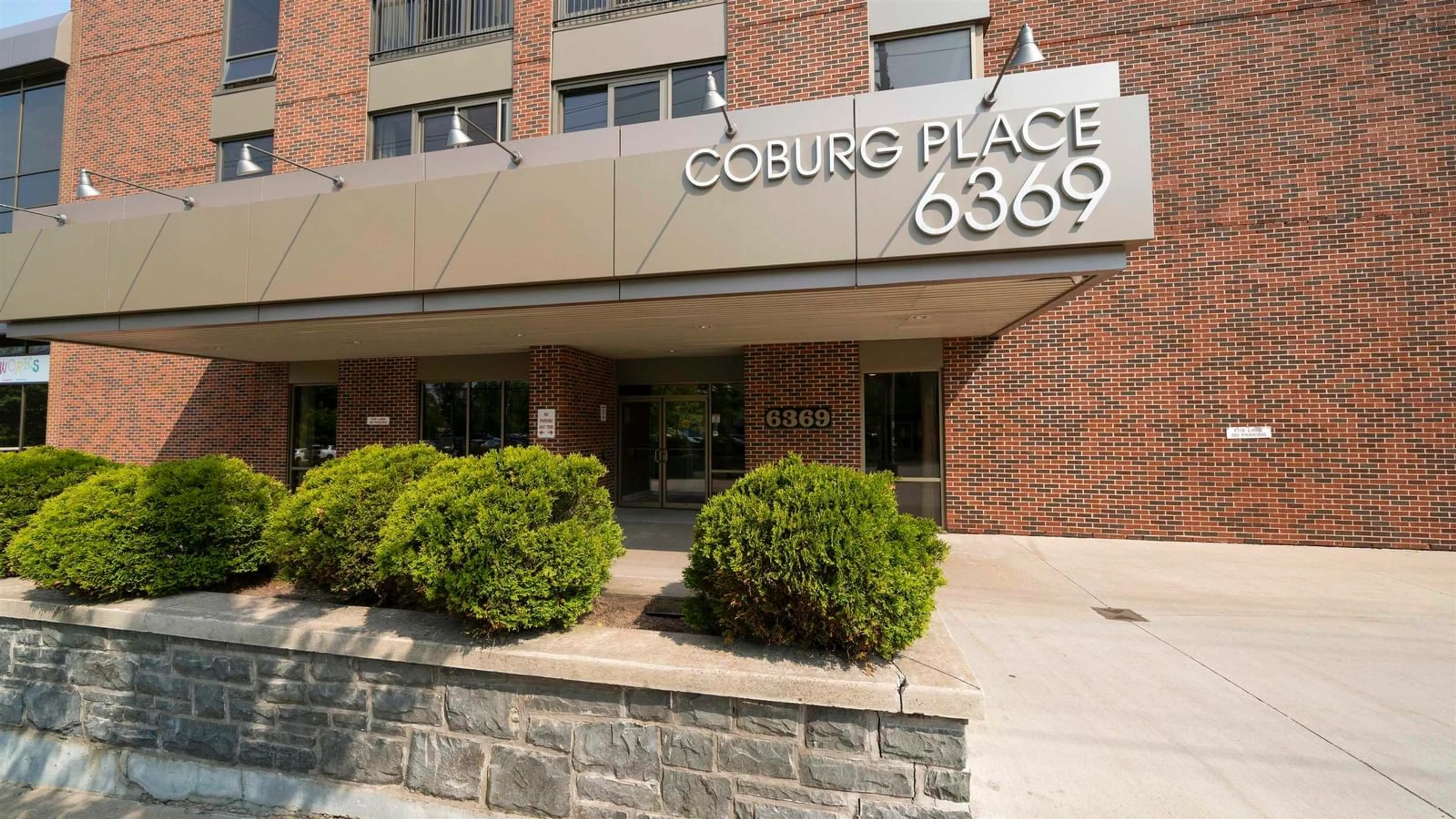 Blurry image for 6369 Coburg Rd #204, Halifax Nova Scotia B3H 4J7