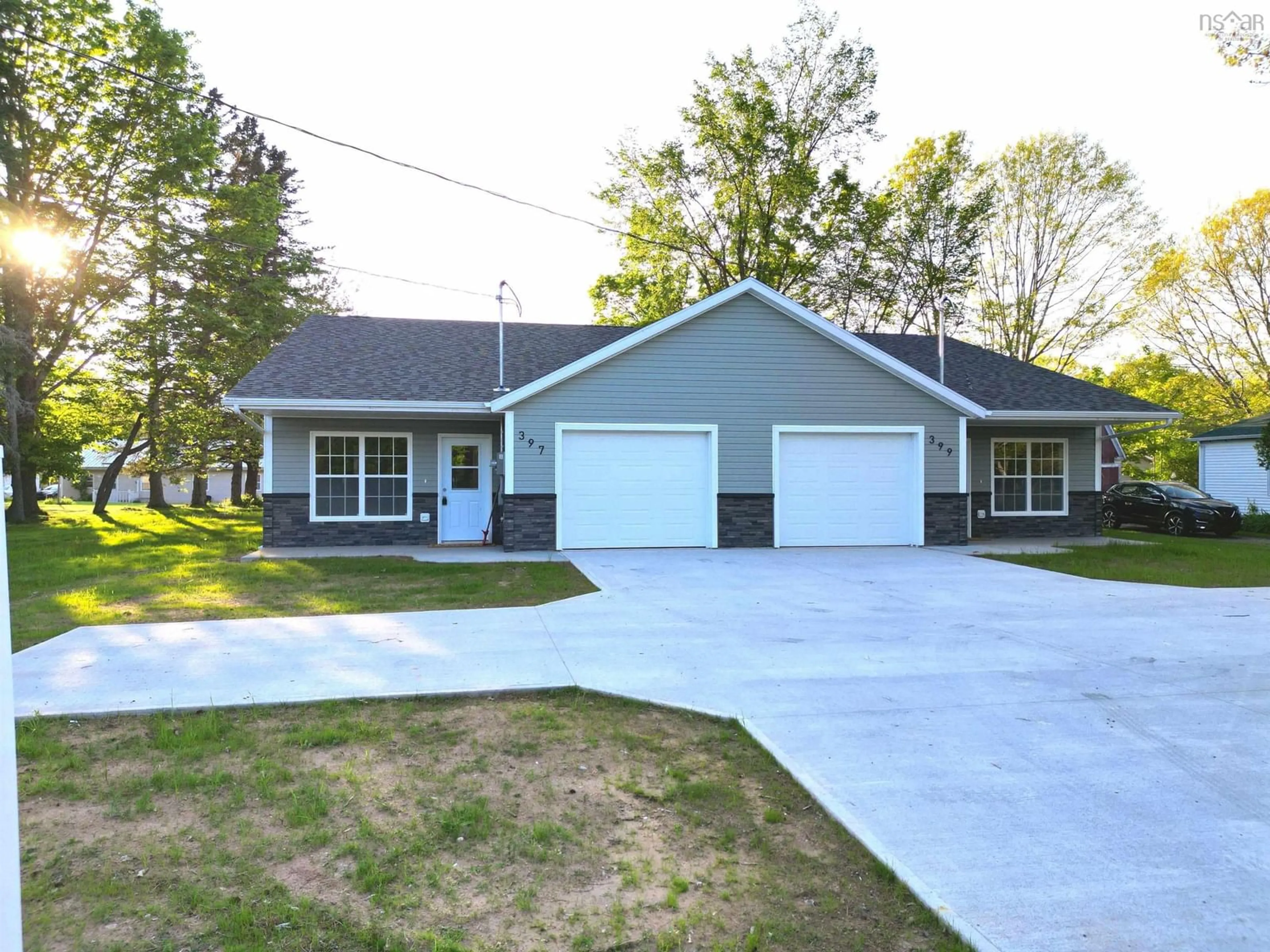 Home with vinyl exterior material, street for 397/399 Main St, Kingston Nova Scotia B0P 1R0