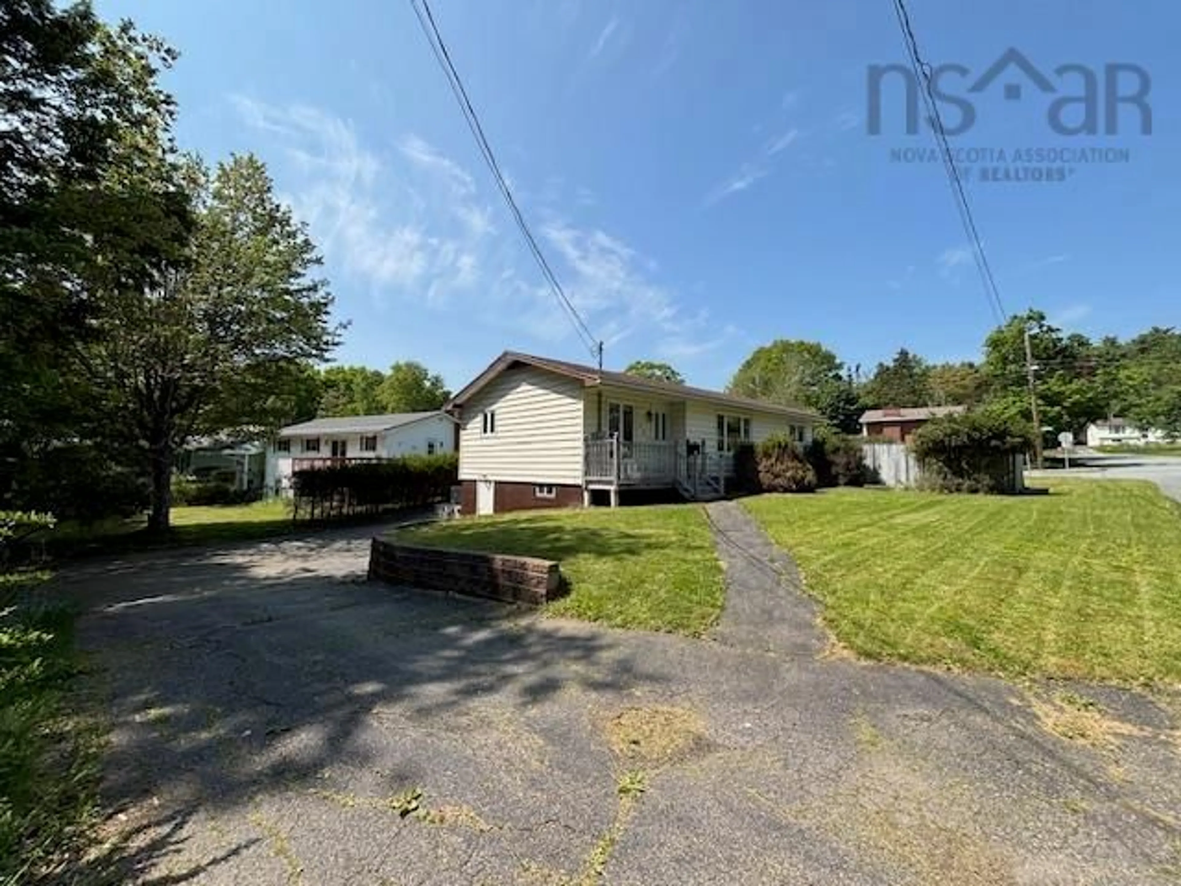 A pic from outside/outdoor area/front of a property/back of a property/a pic from drone, street for 293 Kydd St, Bridgewater Nova Scotia B4V 3H2
