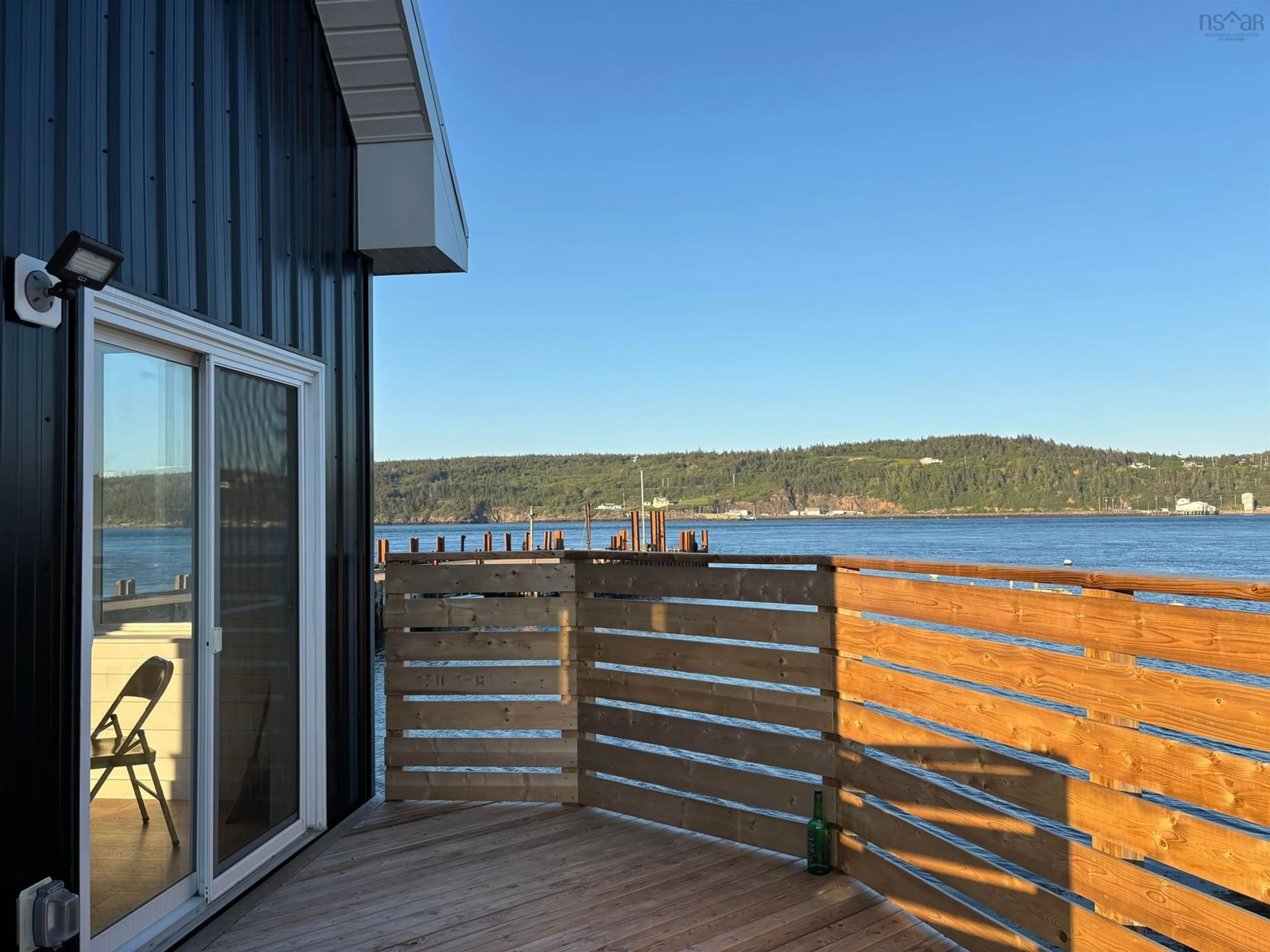 Balcony in the apartment, water/lake/river/ocean view for 3392 Highway 217, Tiverton Nova Scotia B0V 1G0
