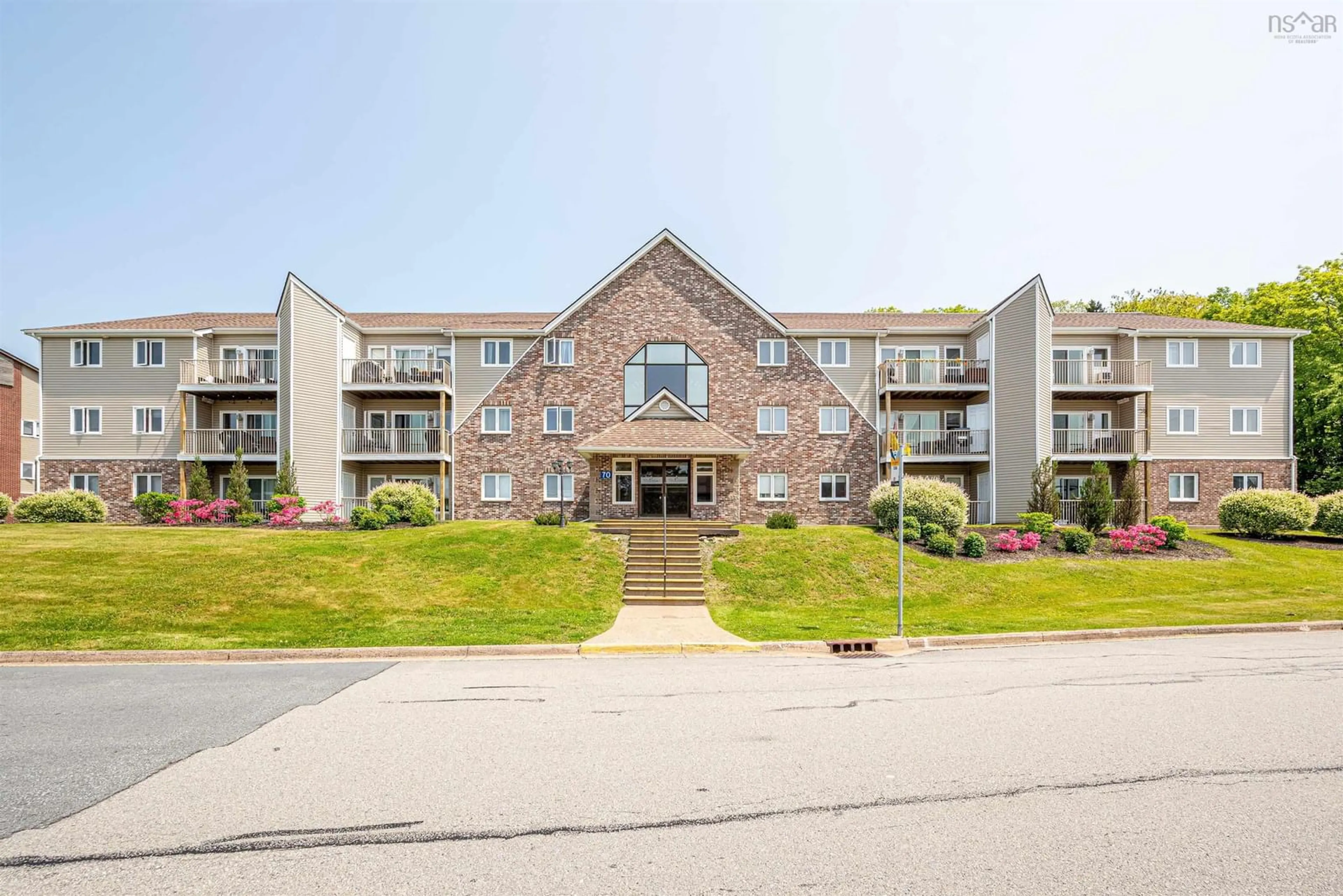 Unknown for 70 Collins Grove #7, Dartmouth Nova Scotia B2W 4E6