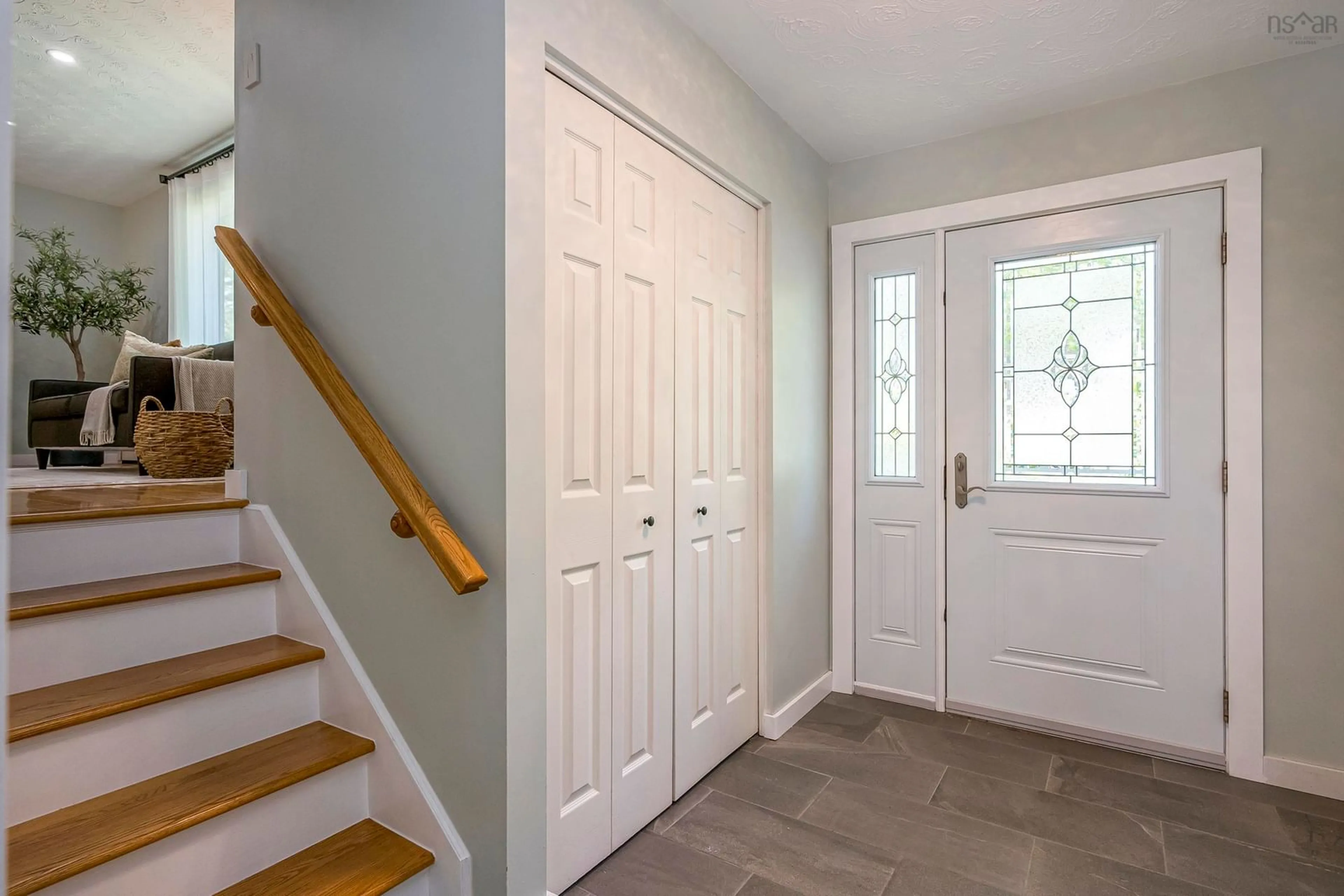 Indoor entryway for 44 Sunrise Hill, Bedford Nova Scotia B4A 1V1