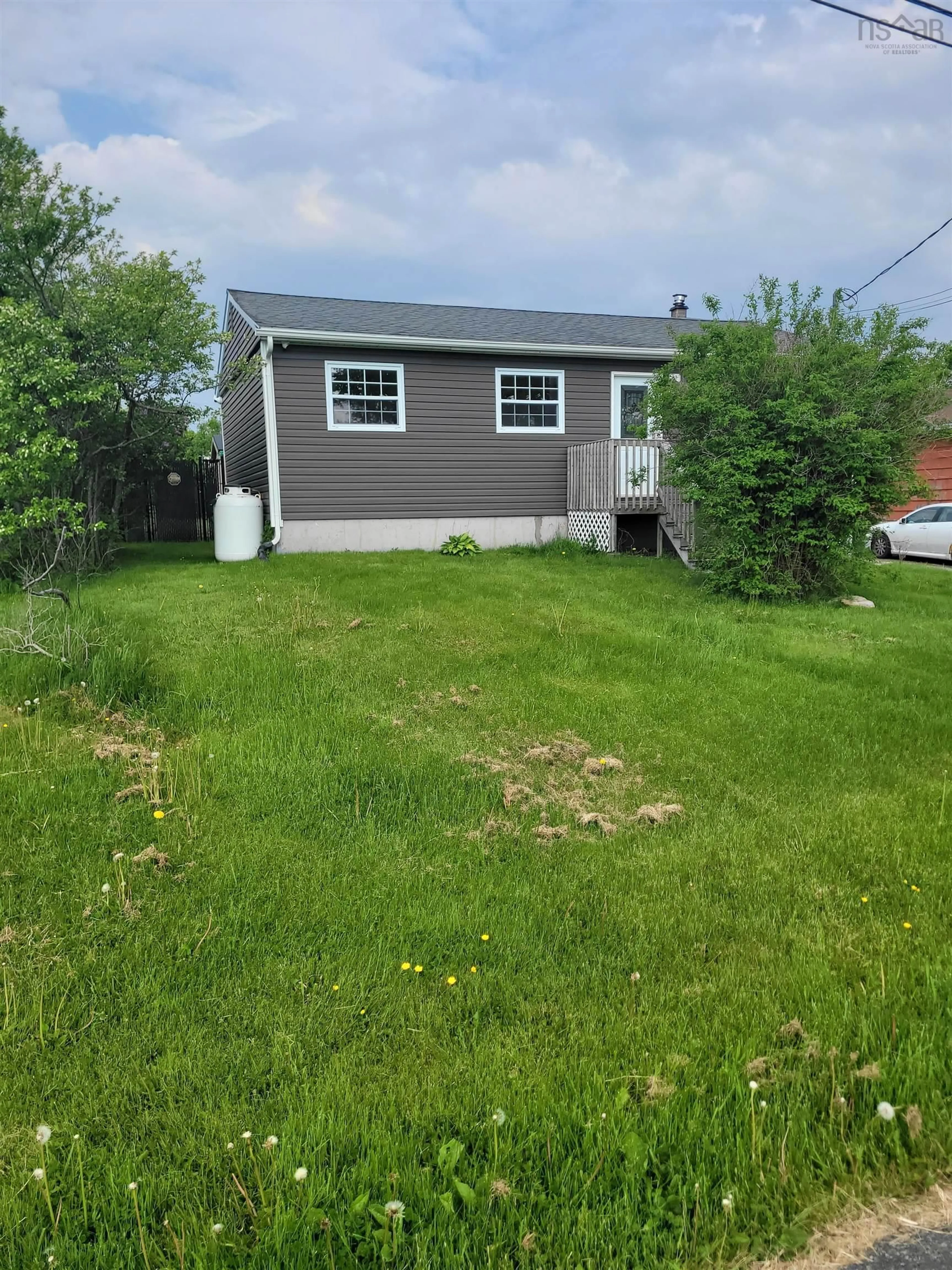 Shed for 66 Henry St, Dominion Nova Scotia B1G 1G7