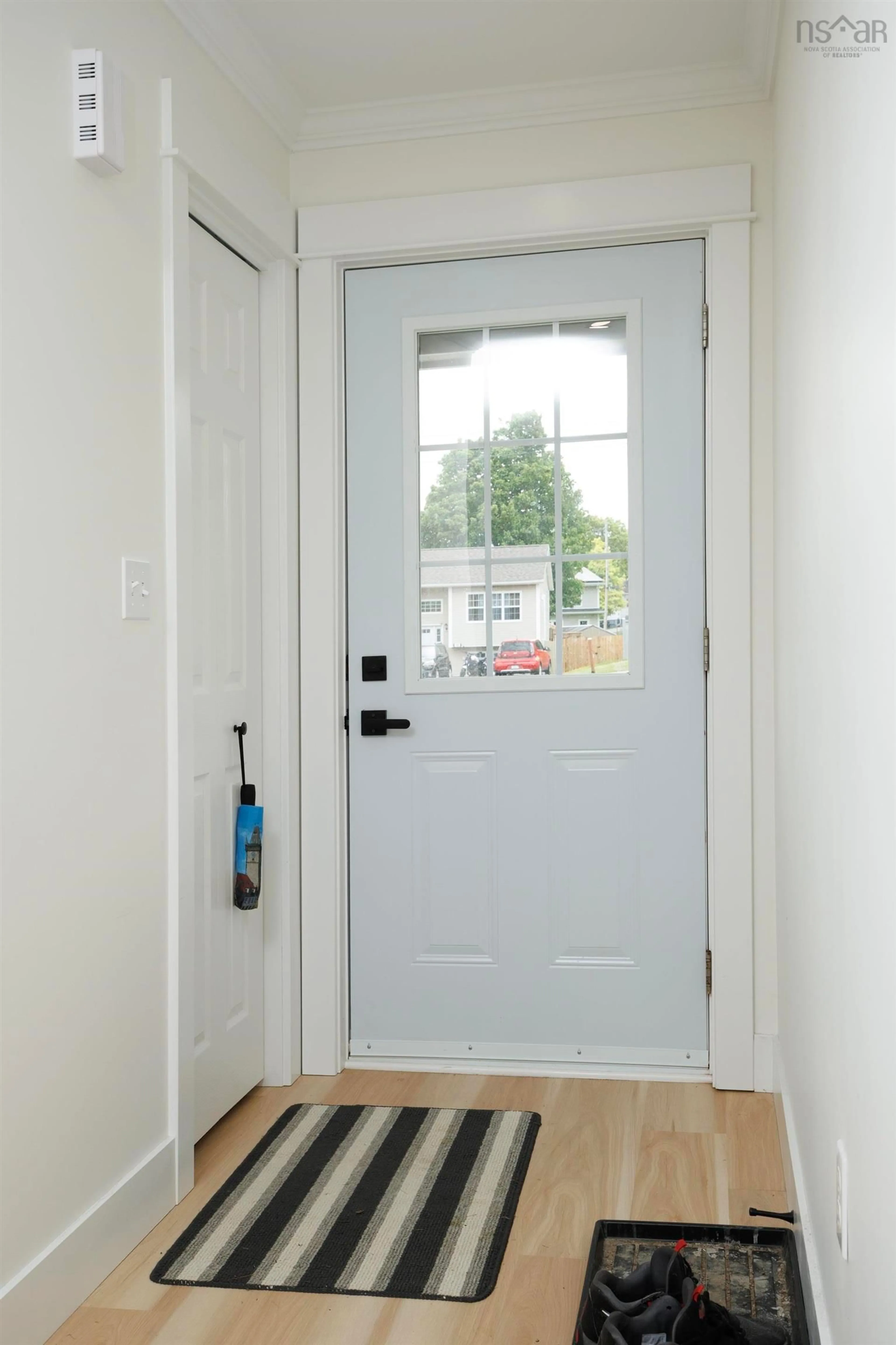 Indoor entryway for 7 Daphne Crt, New Minas Nova Scotia B4N 5J9