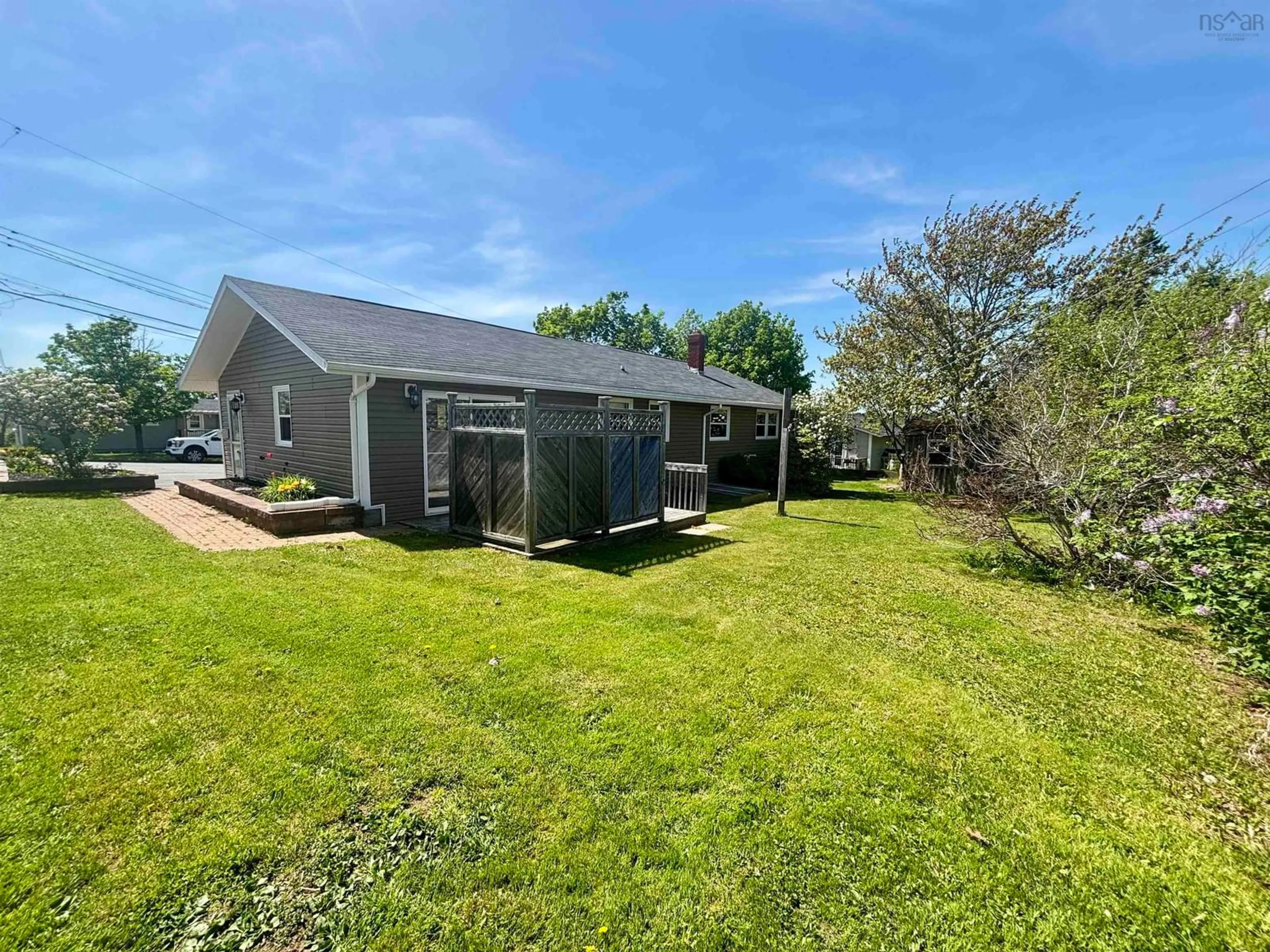 A pic from outside/outdoor area/front of a property/back of a property/a pic from drone, unknown for 11 Greening Dr, Antigonish Nova Scotia B2G 1R1