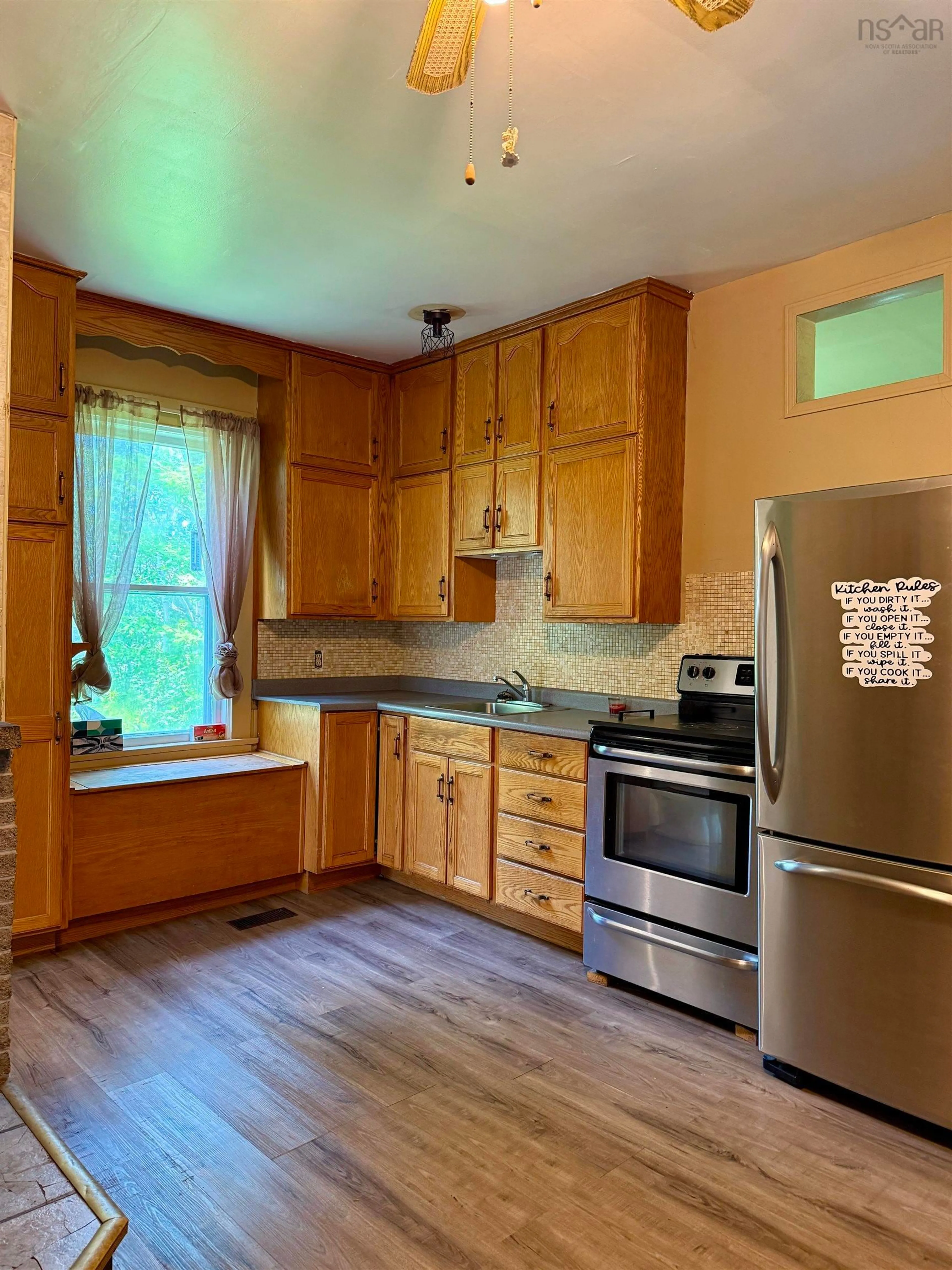 Standard kitchen, wood/laminate floor for 14 Judge Fulton Rd, Bass River Nova Scotia B0M 1B0