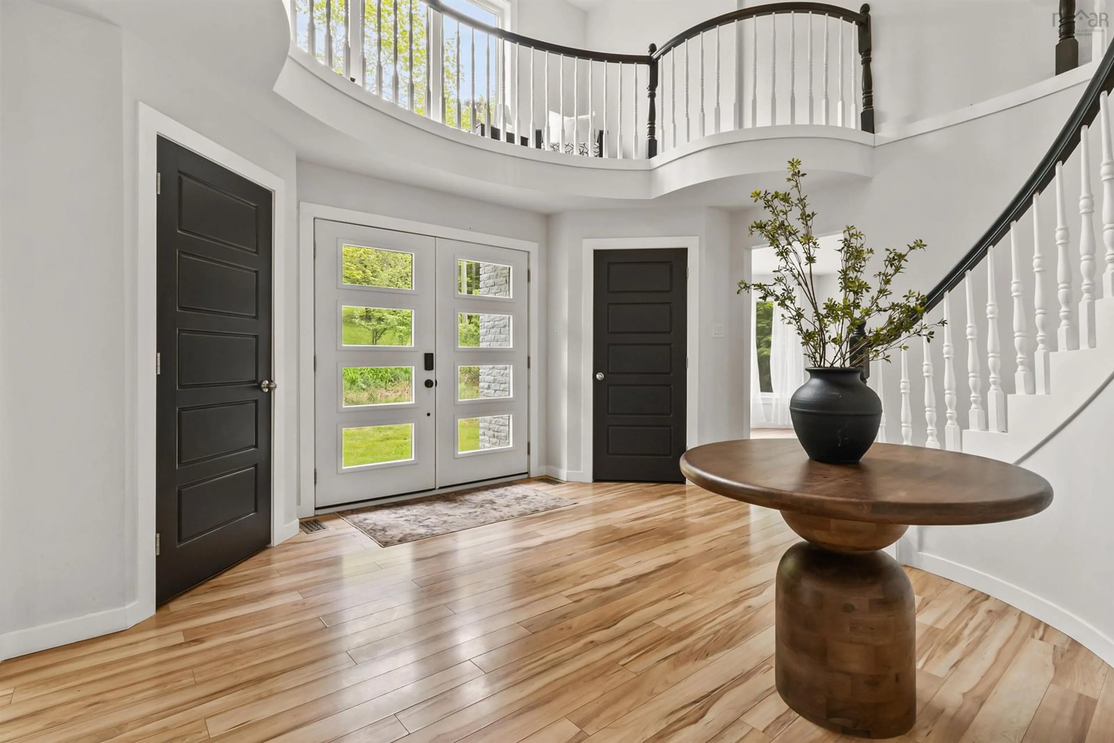 Indoor entryway for 15 Beech Hill Dr, Fall River Nova Scotia B2T 1H7