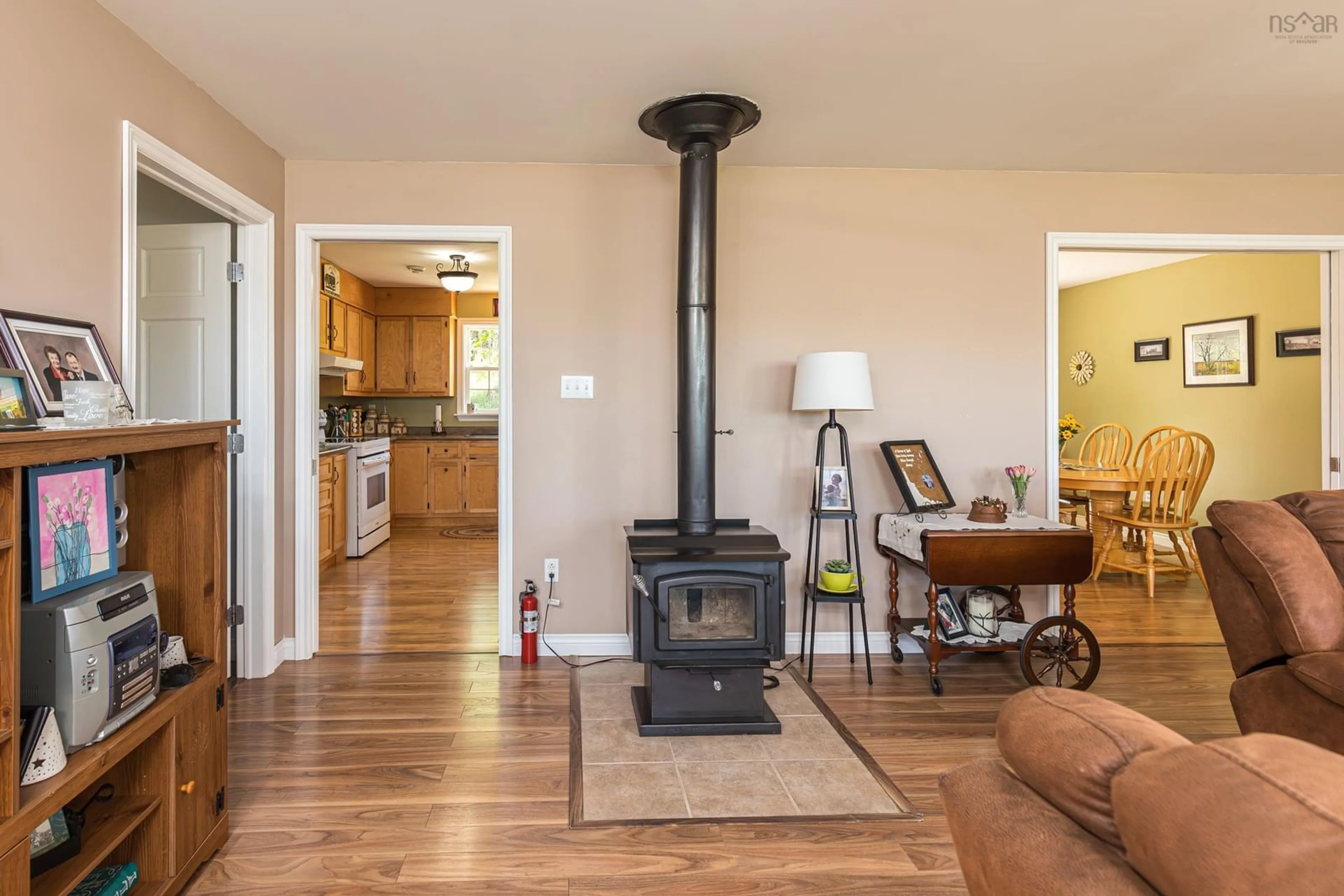 Indoor entryway for 1339 Stewiacke Rd, Lansdowne Station Nova Scotia B0K 2A0