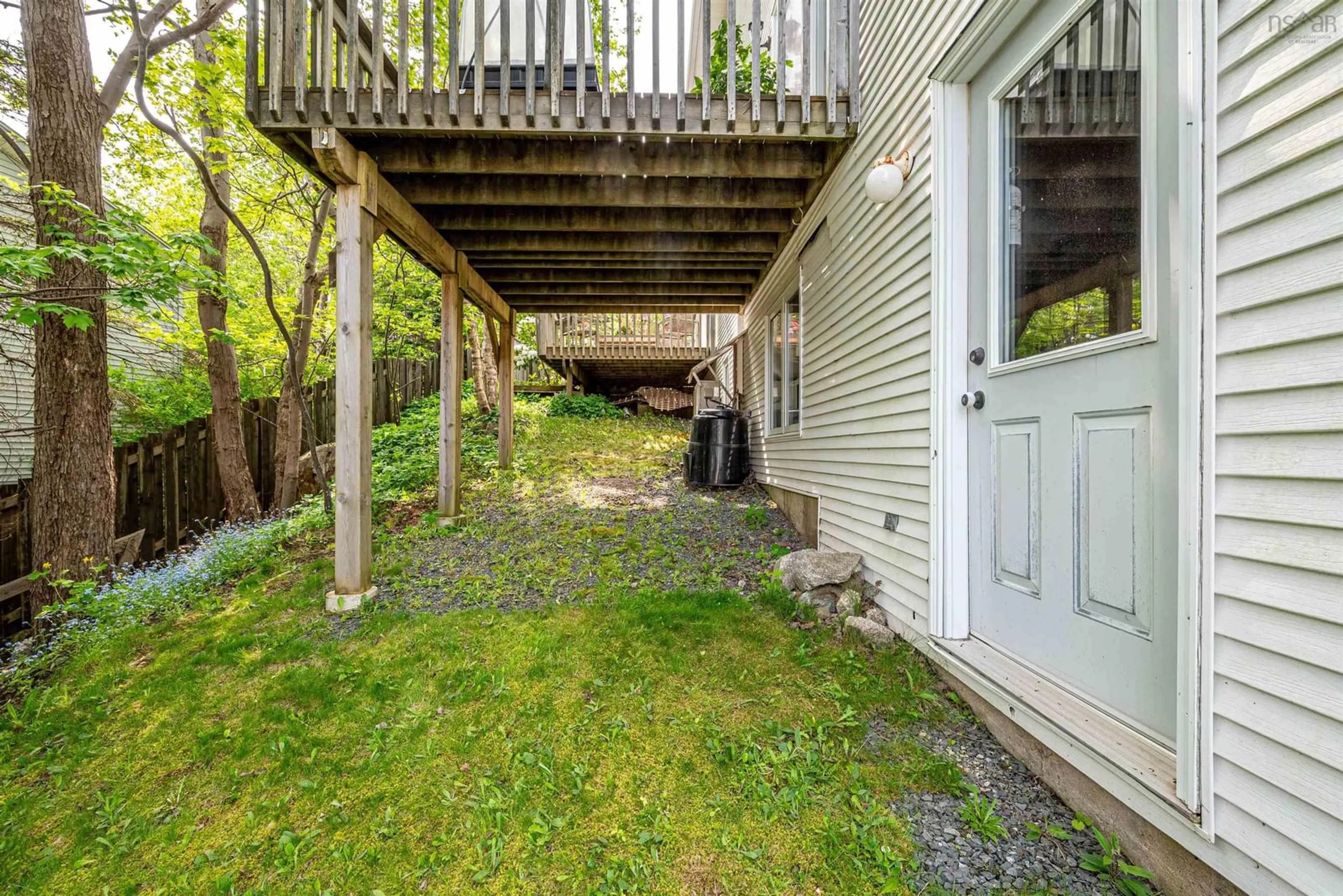 Patio, street for 6 Walsh Crt, Halifax Nova Scotia B3N 3G8