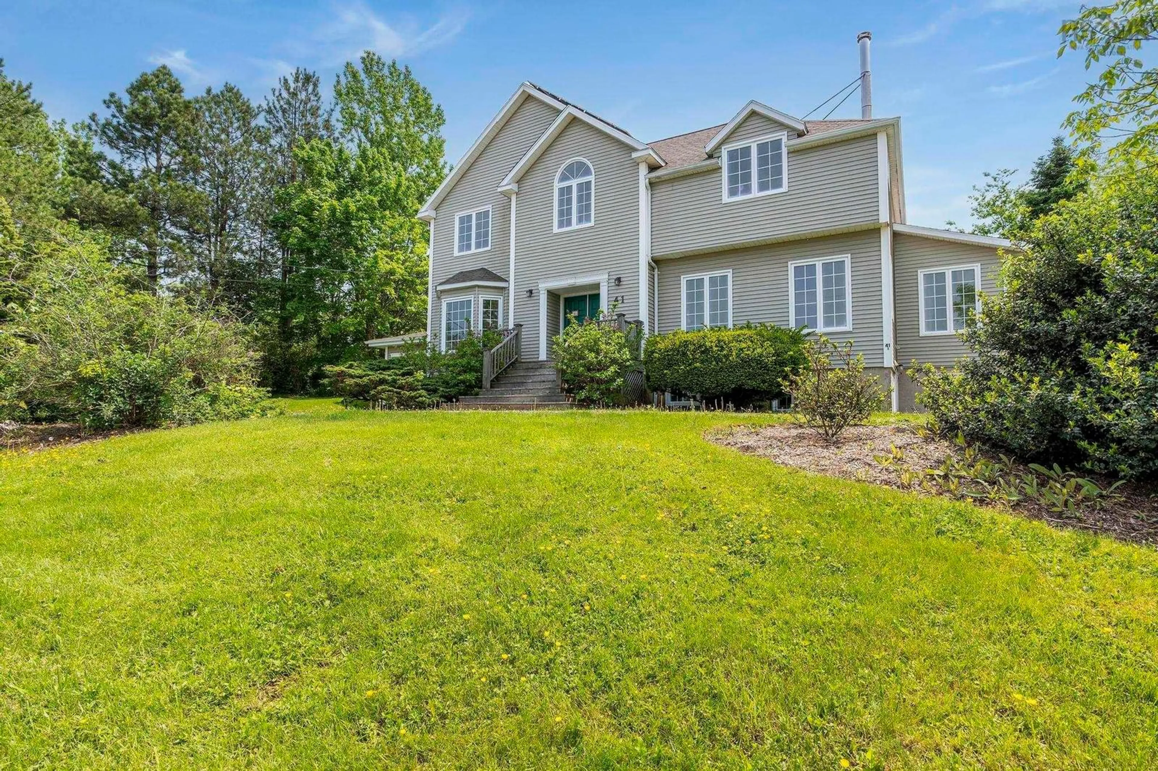 A pic from outside/outdoor area/front of a property/back of a property/a pic from drone, water/lake/river/ocean view for 41 Fowler St, Wolfville Nova Scotia B4P 1M5