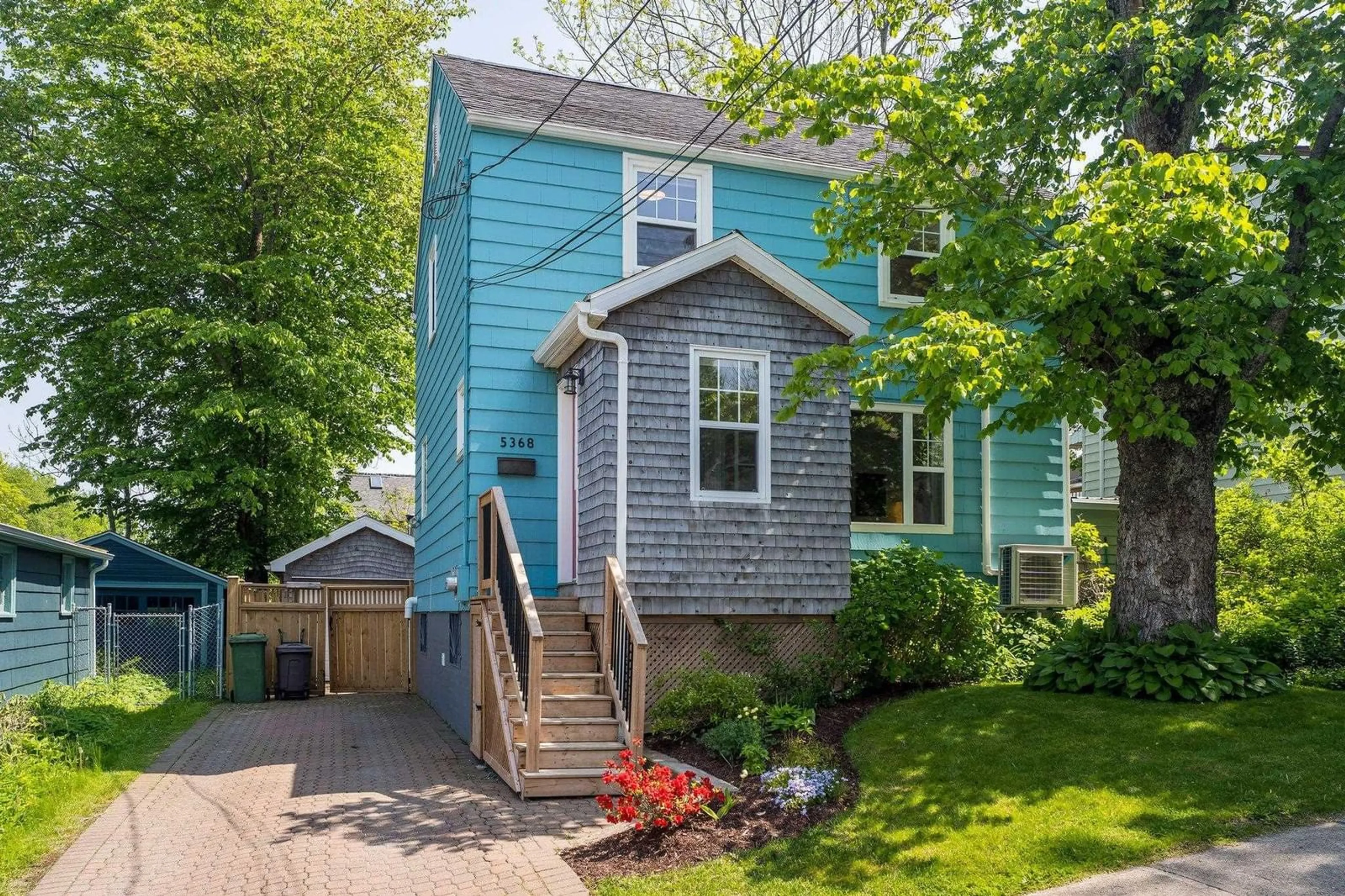 Home with vinyl exterior material, street for 5368 Duffus St, Halifax Nova Scotia B3K 2M1