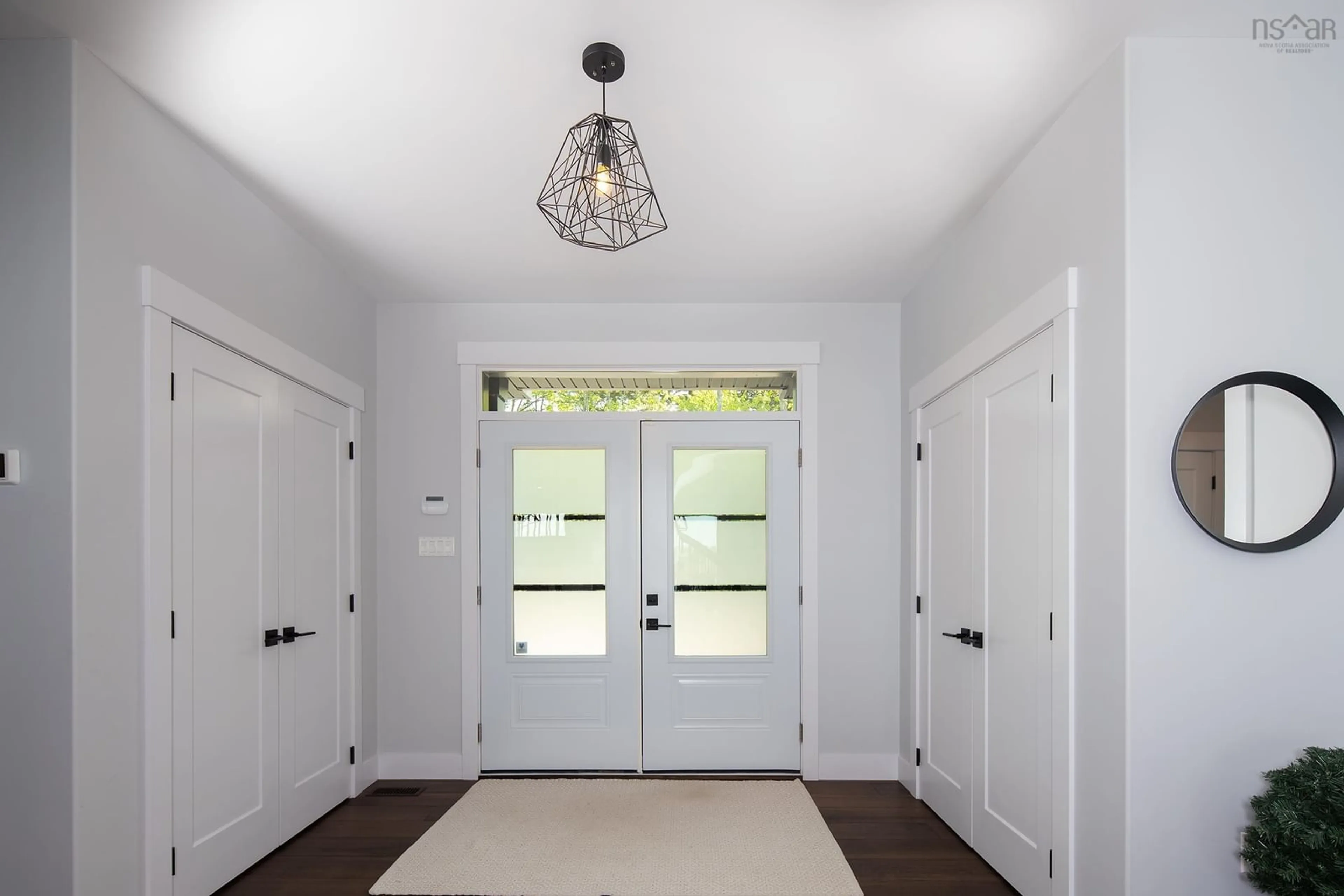Indoor entryway for 692 Mccabe Lake Dr, Middle Sackville Nova Scotia B4E 0N6