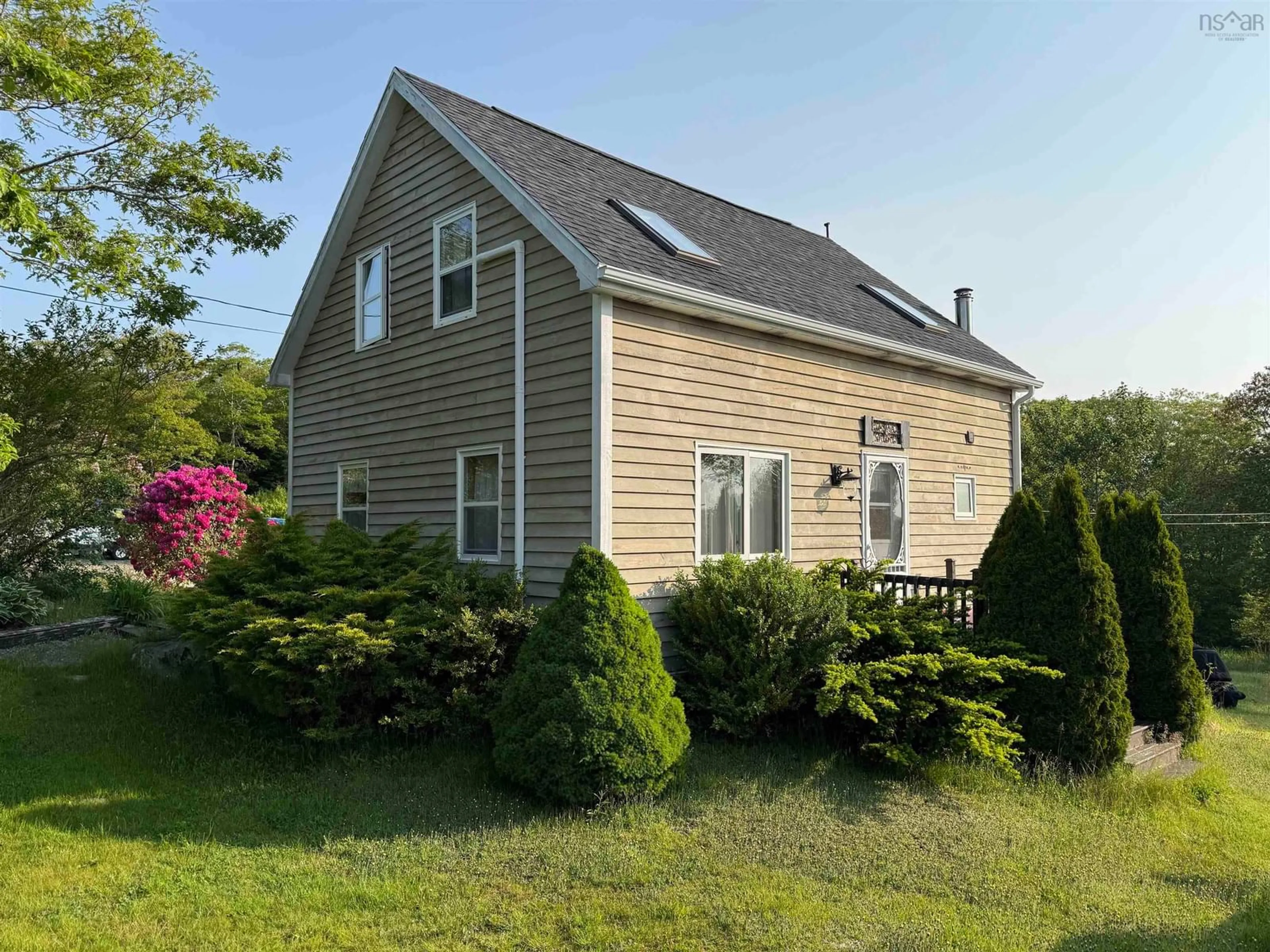 Unknown for 911 Central Port Mouton Rd, South West Port Mouton Nova Scotia B0T 1T0