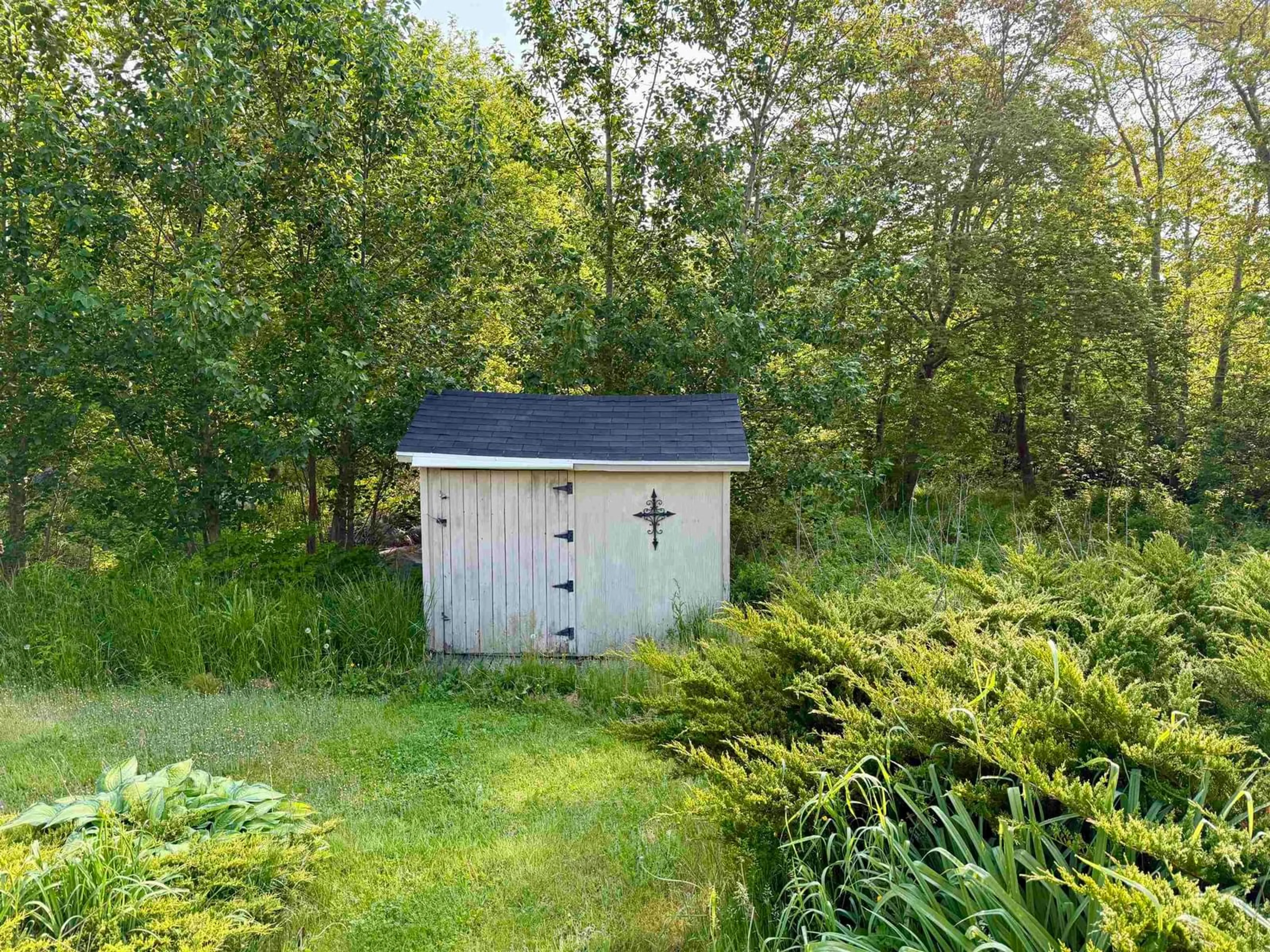 Shed for 911 Central Port Mouton Rd, South West Port Mouton Nova Scotia B0T 1T0