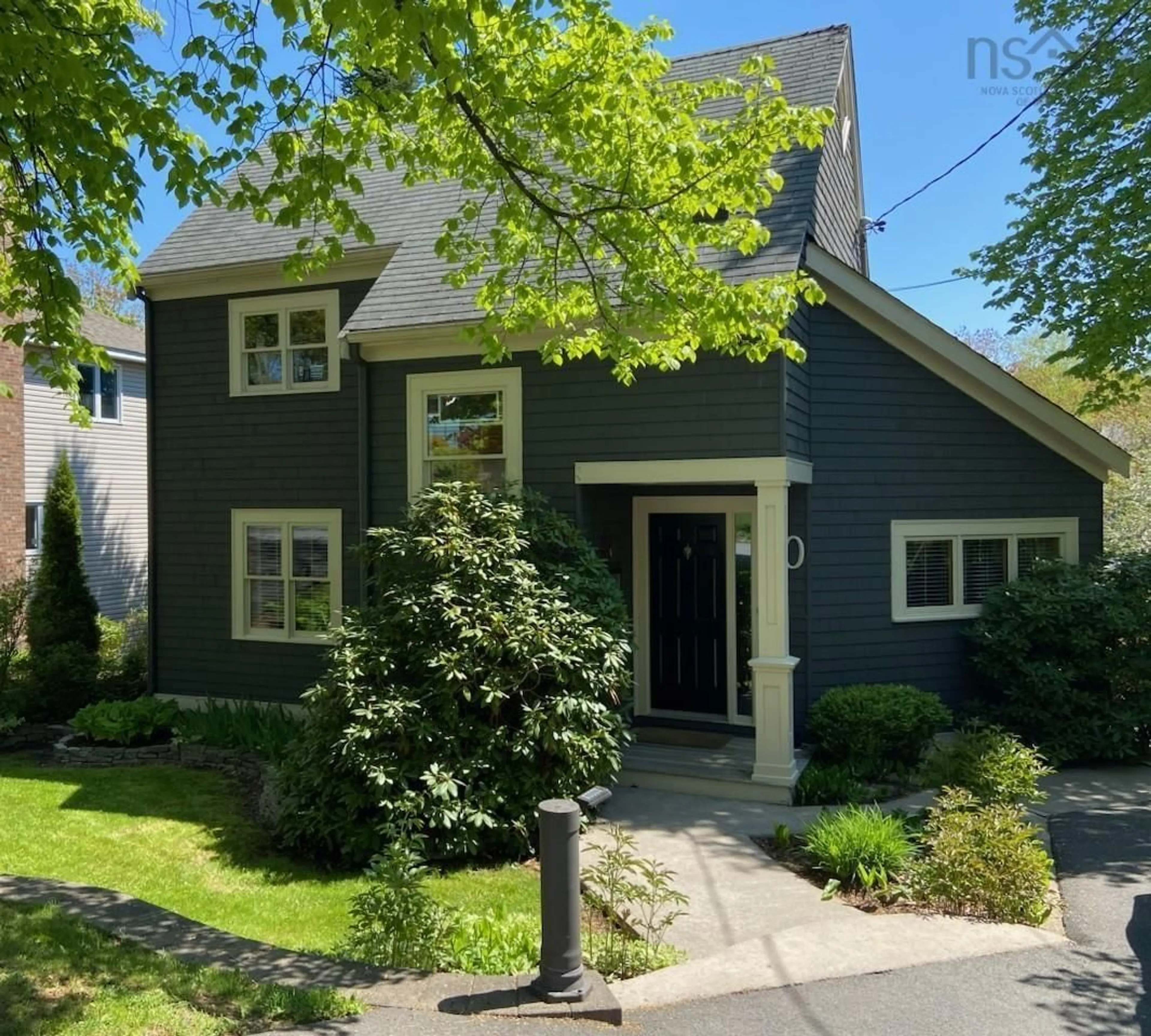Home with vinyl exterior material, street for 10 Lister Dr, Bedford Nova Scotia B4A 2M3
