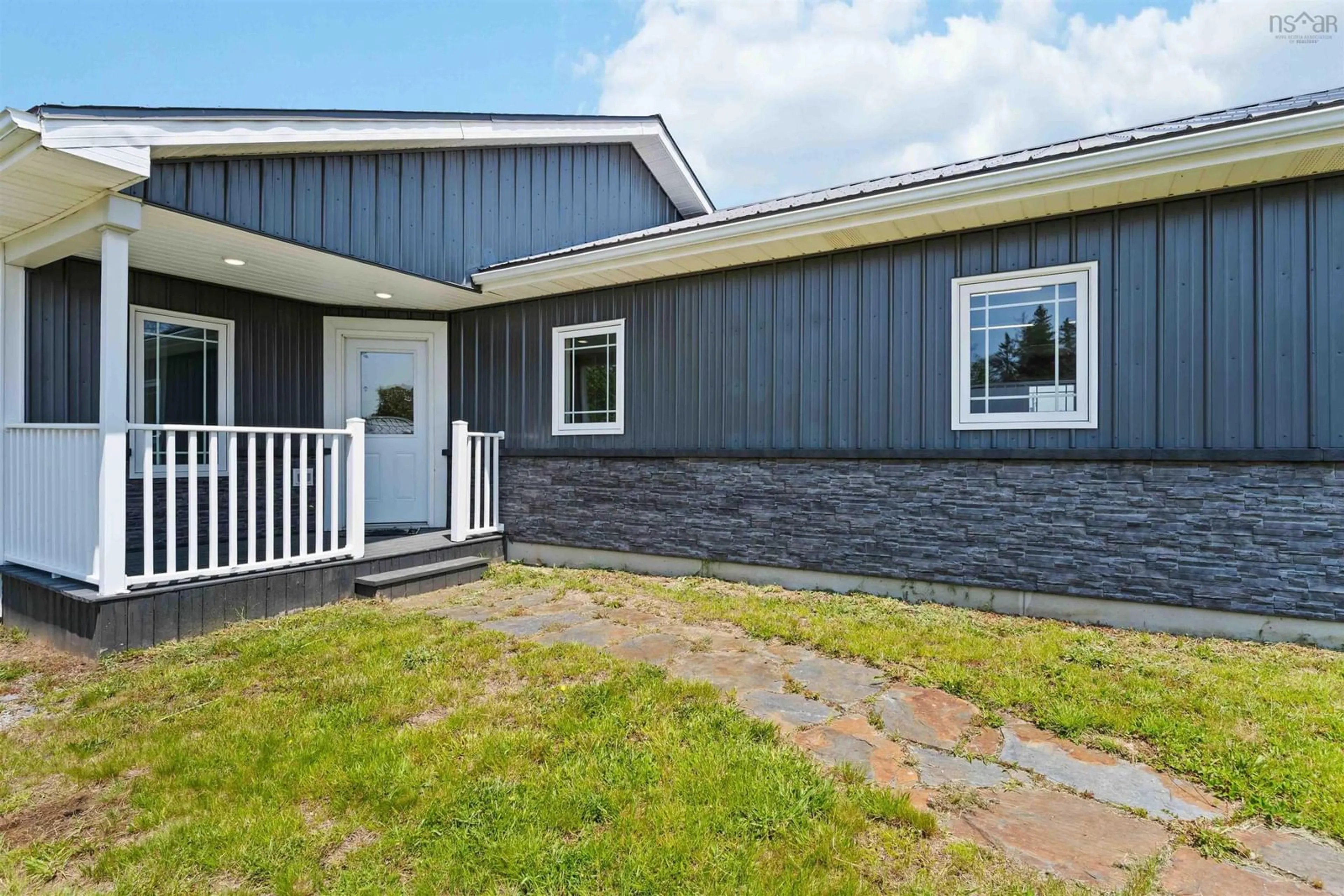 Home with vinyl exterior material, unknown for 8779 Highway 101, Brighton Nova Scotia B0V 1A0