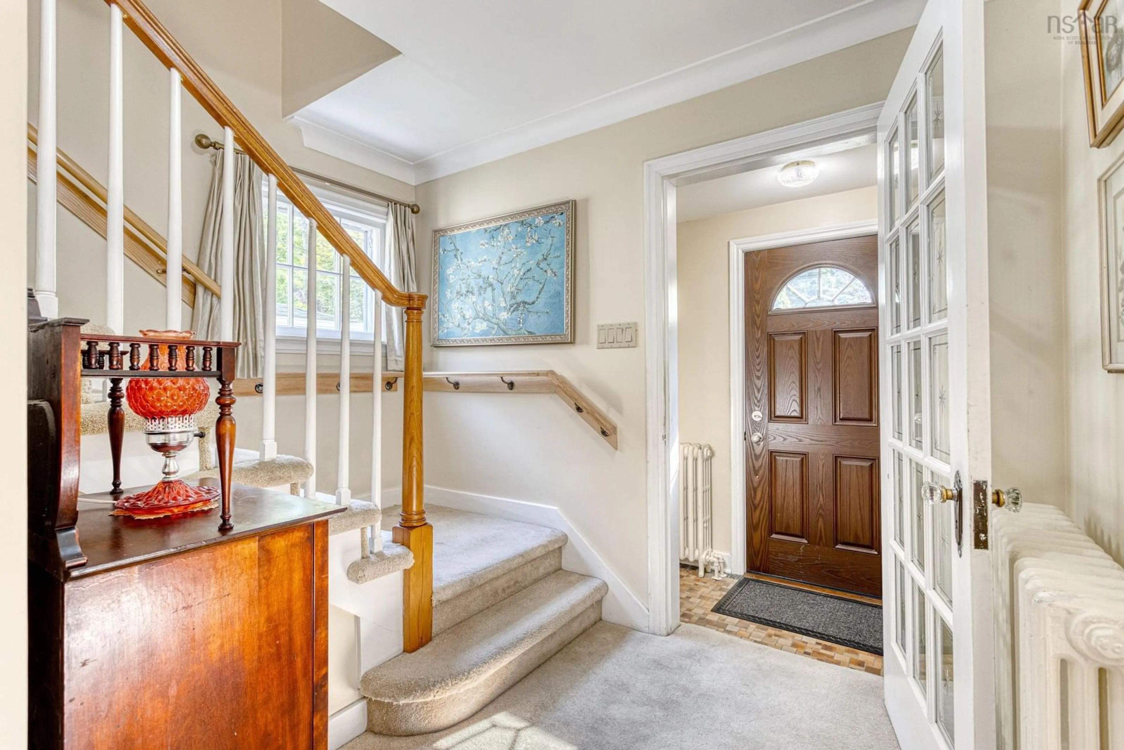 Unknown for 2075 Poplar St, Halifax Nova Scotia B3L 2Y6