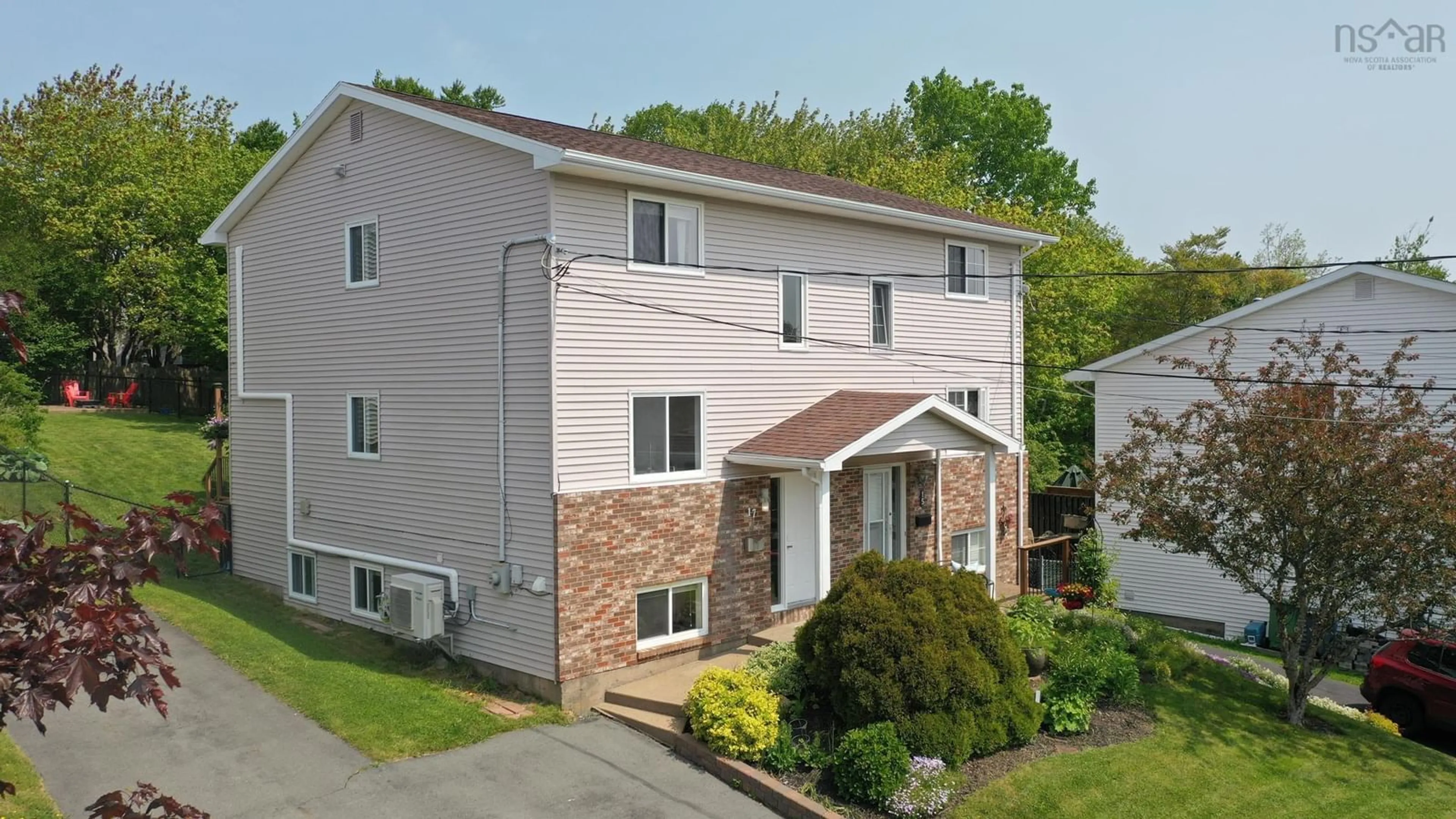 A pic from outside/outdoor area/front of a property/back of a property/a pic from drone, street for 17 Lanigan Crt, Halifax Nova Scotia B3N 3B1