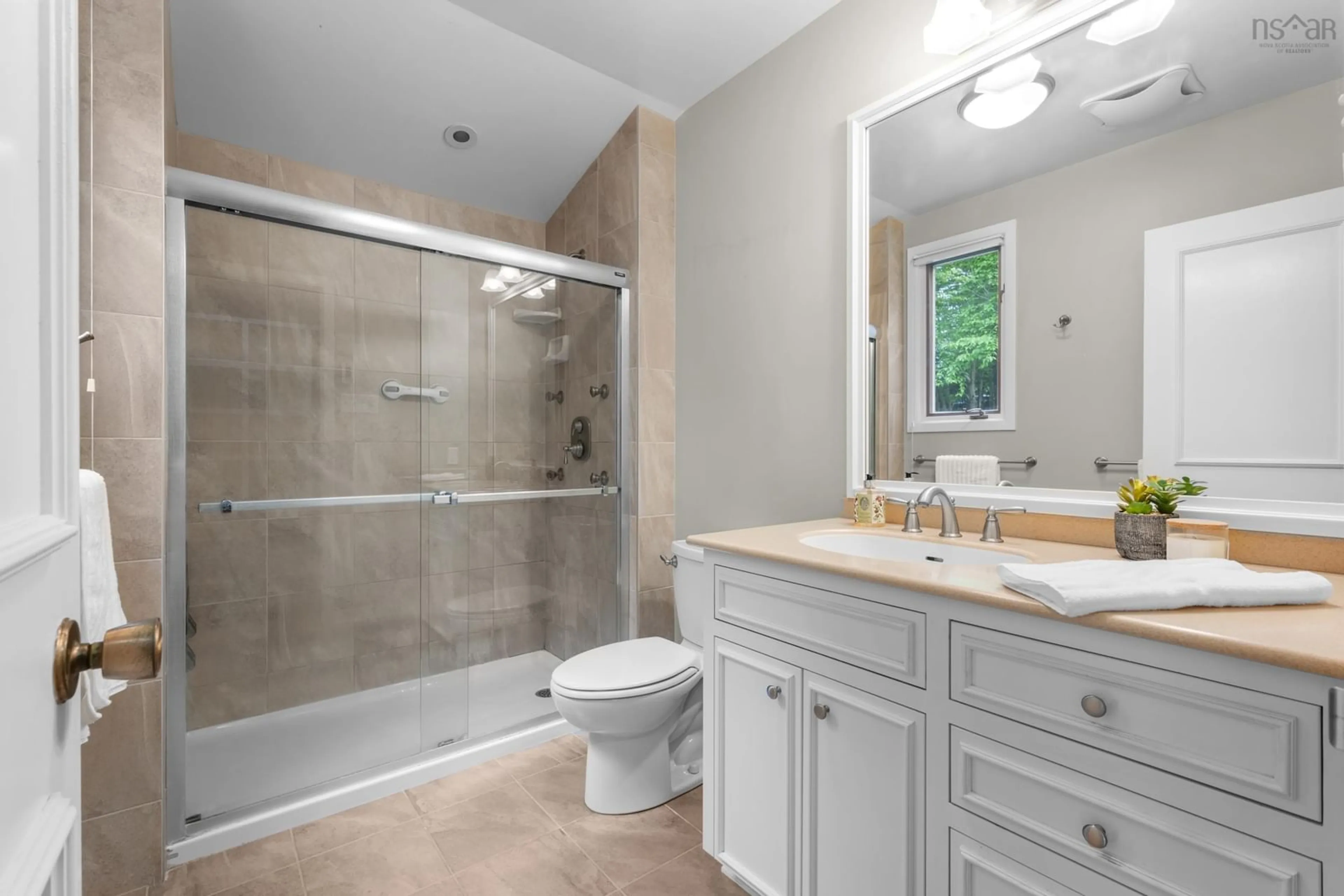 Standard bathroom, ceramic/tile floor for 20 Sunnydale Dr, Glen Haven Nova Scotia B3Z 2T8