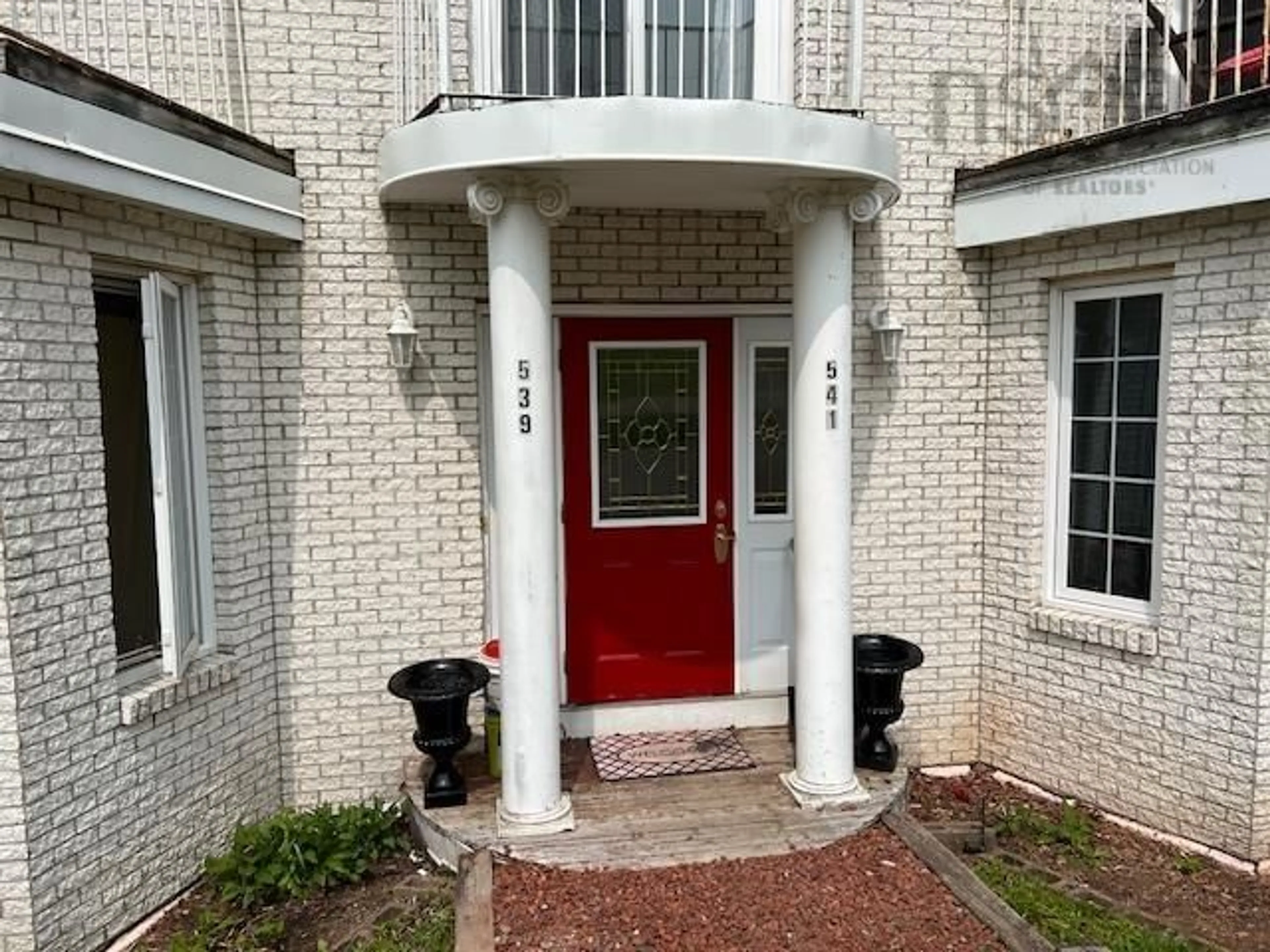 Indoor entryway for 539/541 Truro Heights Rd, Truro Heights Nova Scotia B6L 1Y2
