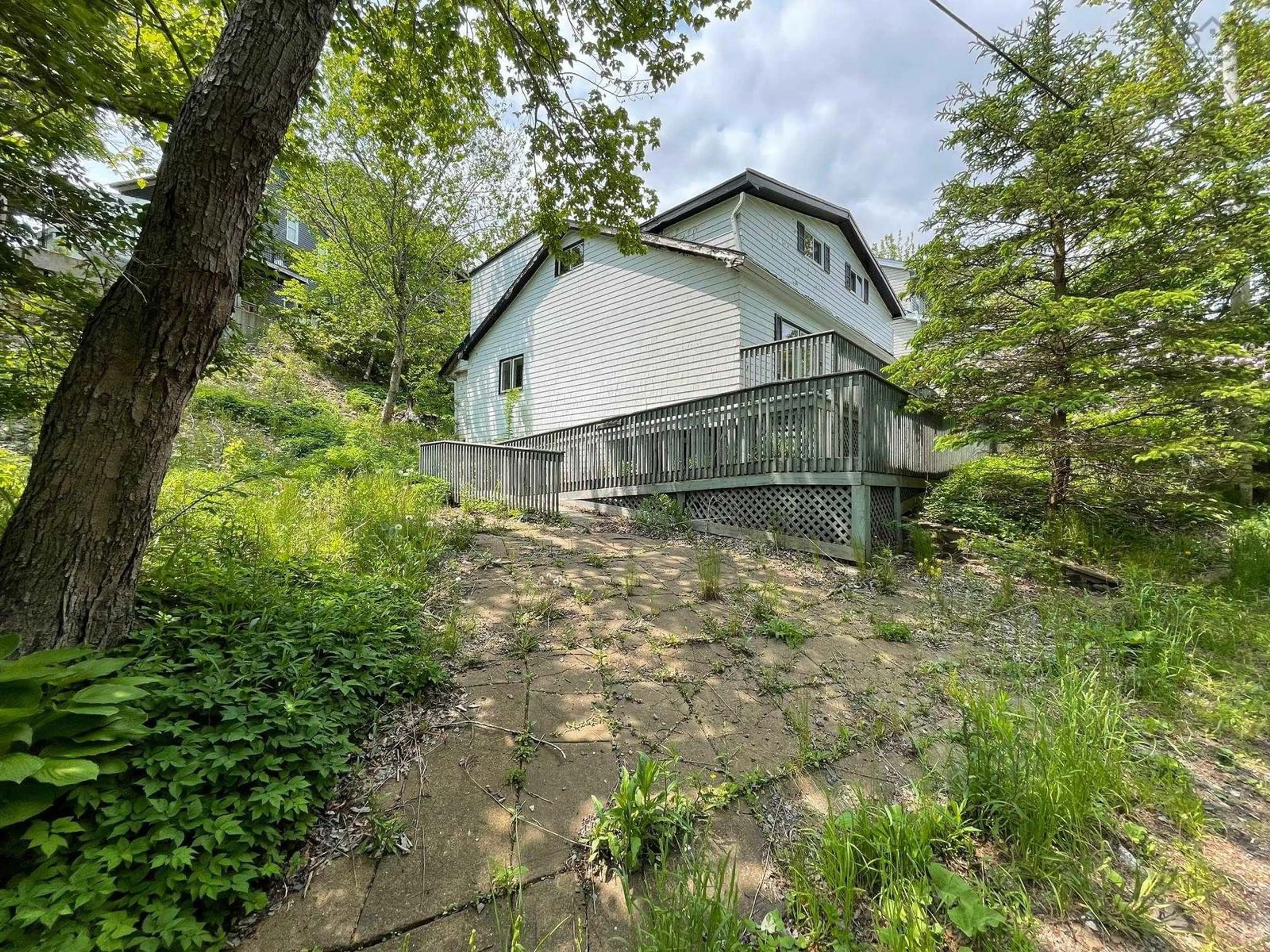 A pic from outside/outdoor area/front of a property/back of a property/a pic from drone, unknown for 18 Coronet Ave, Halifax Nova Scotia B3N 1L5