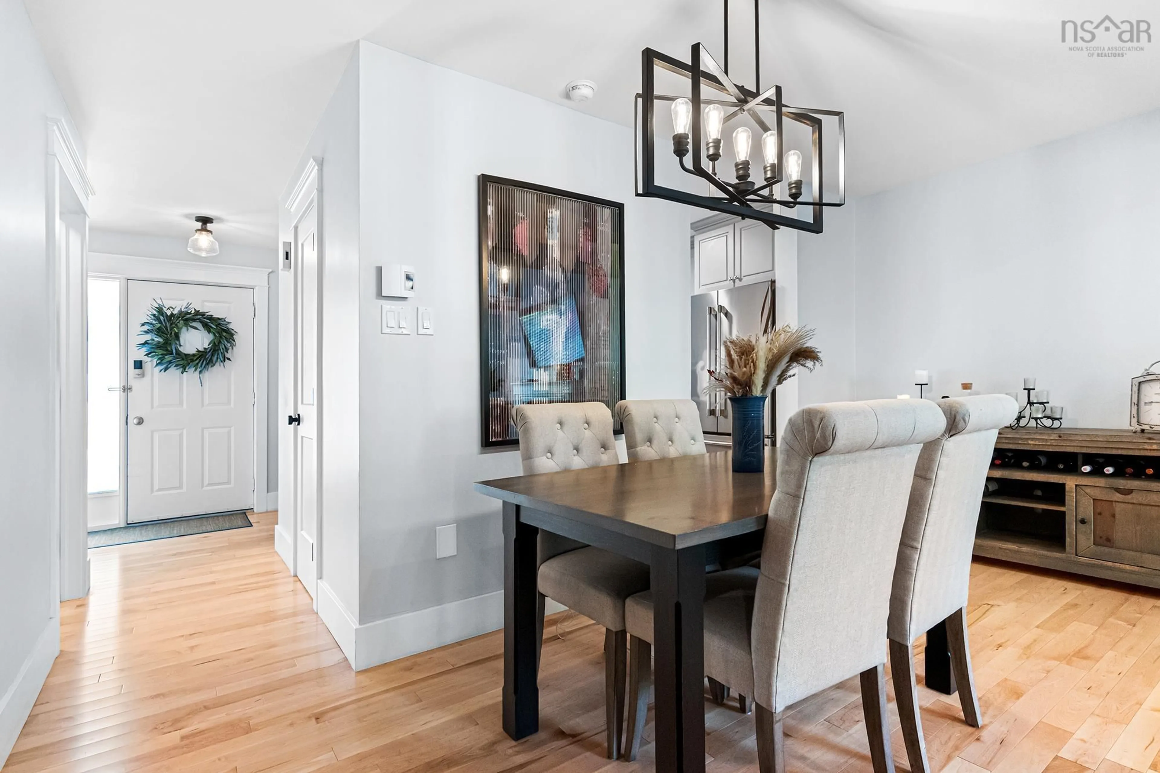 Dining room, wood/laminate floor for 4 Collins Grove Ridge, Dartmouth Nova Scotia B2W 5Y2