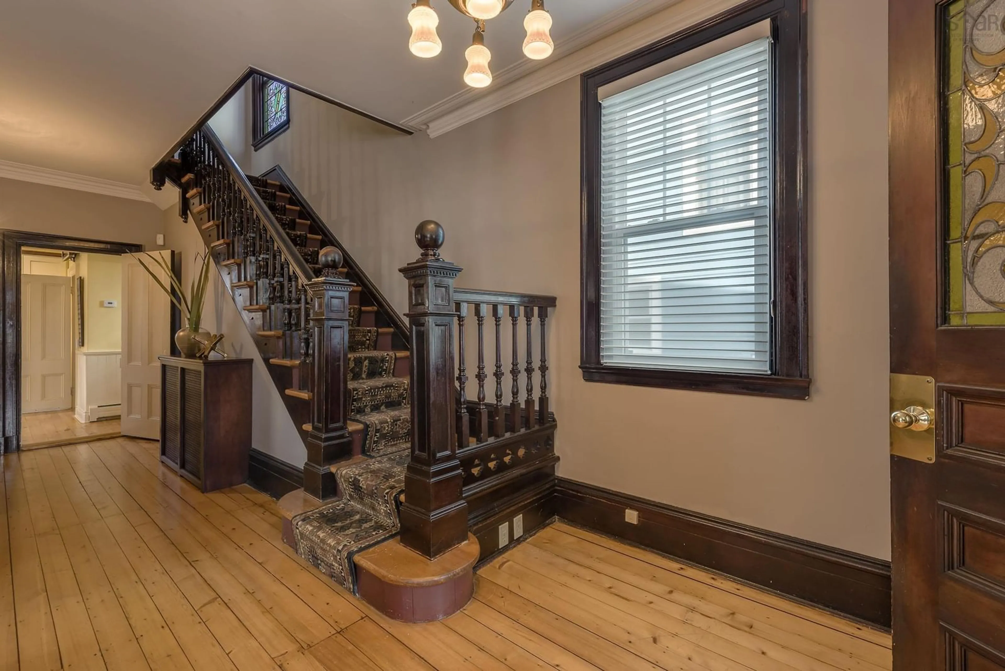 Unknown for 5555 Atlantic St, South End Nova Scotia B3H 1P4