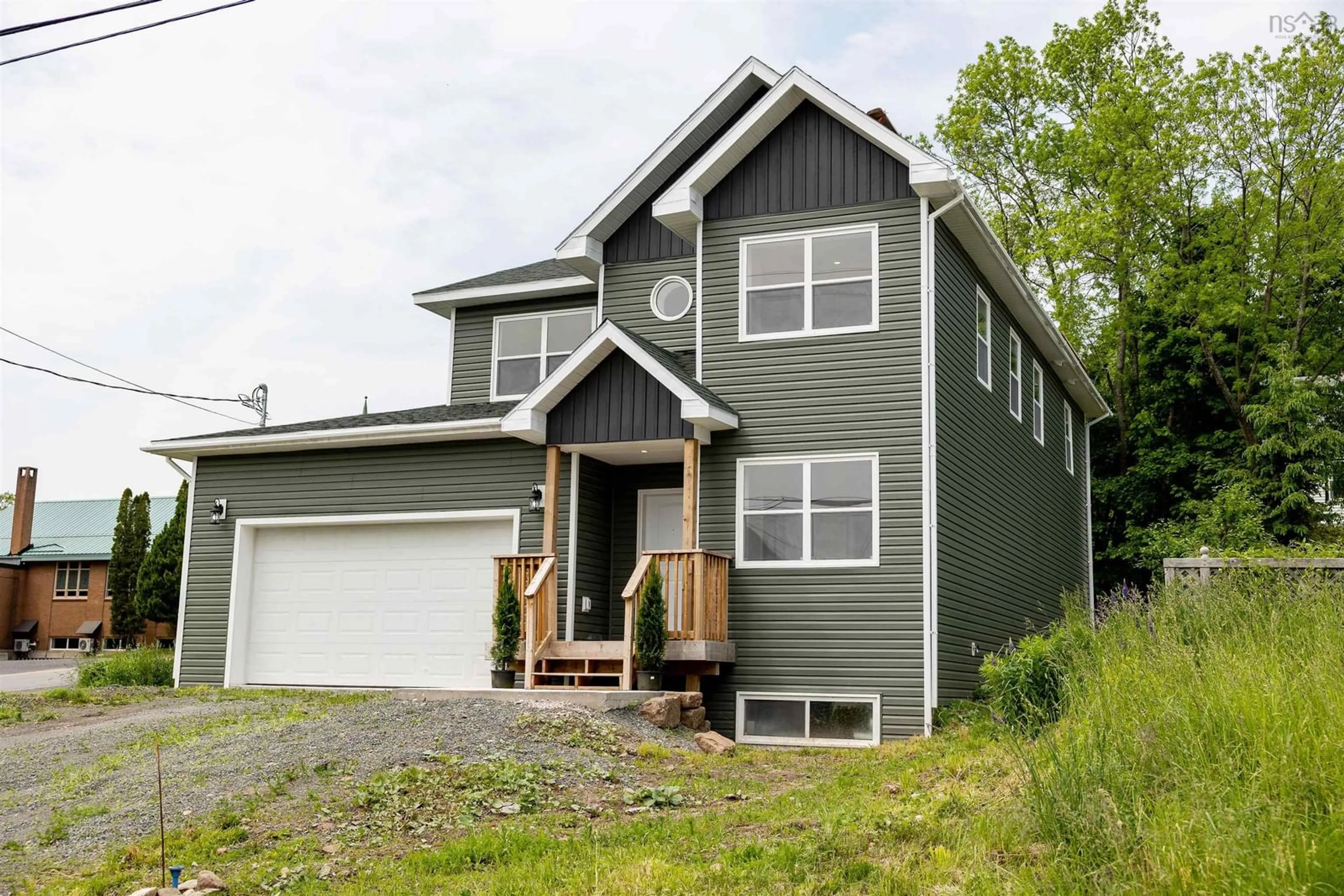 Home with vinyl exterior material, street for 134 High St, Pictou Nova Scotia B0K 1H0