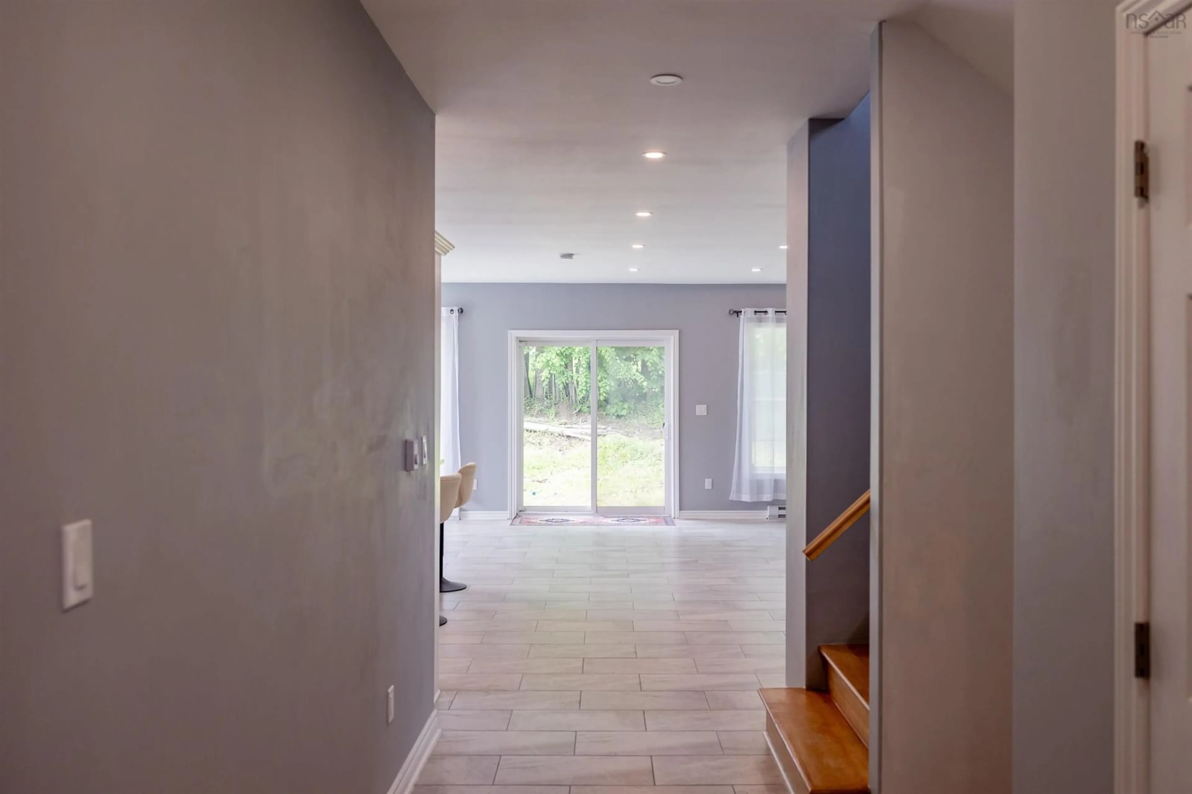 Indoor foyer for 134 High St, Pictou Nova Scotia B0K 1H0