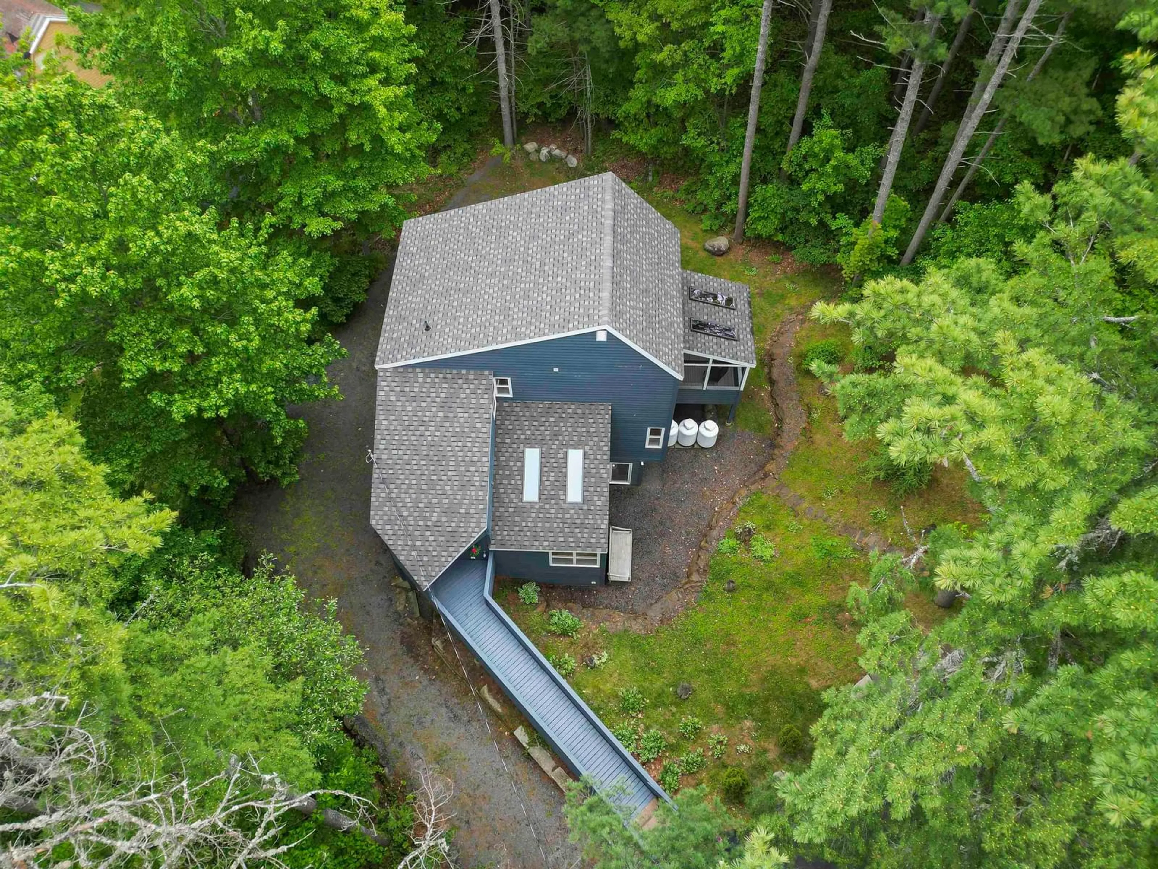 A pic from outside/outdoor area/front of a property/back of a property/a pic from drone, unknown for 237 Alexandra Ave, Bridgewater Nova Scotia B4V 3K3