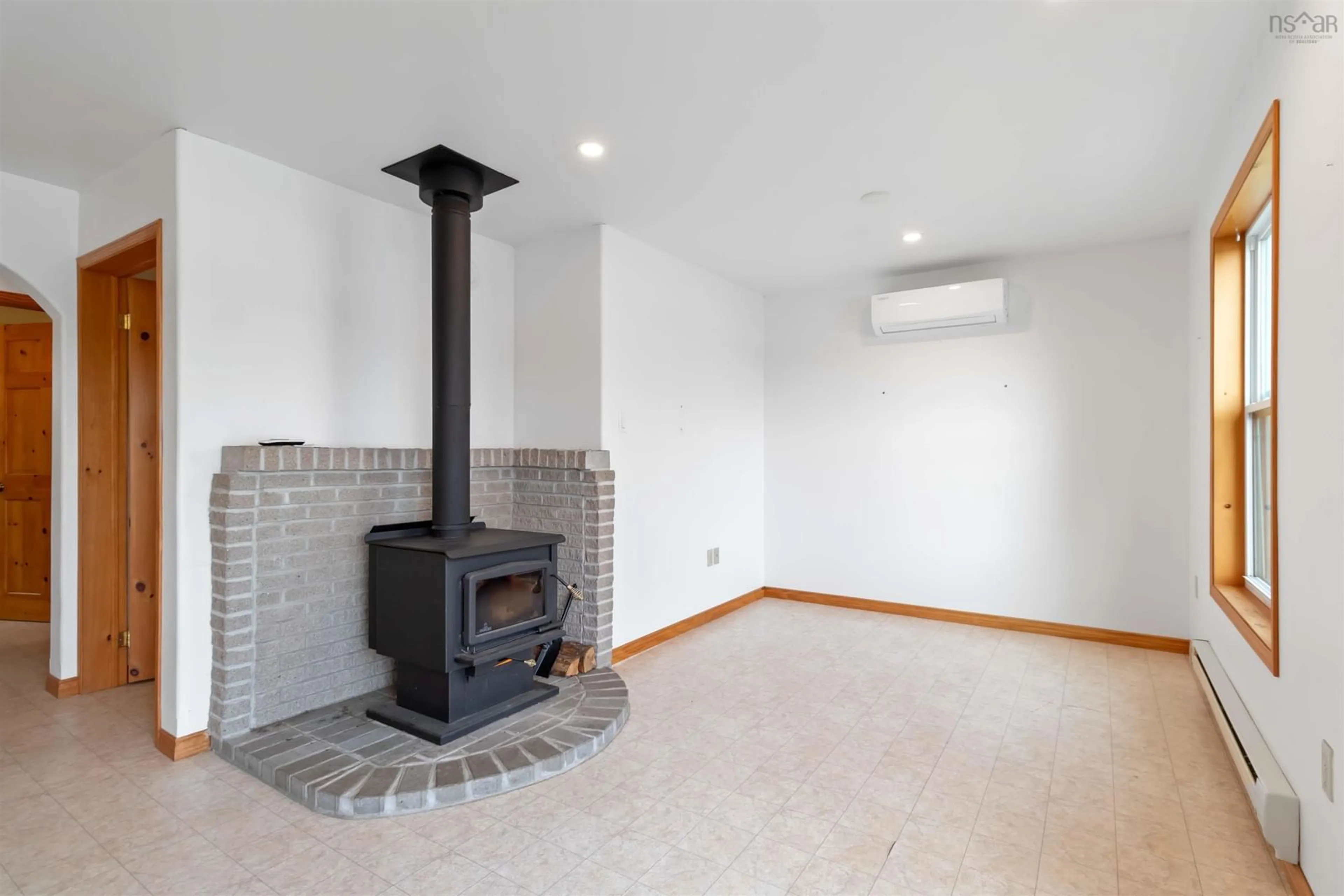 A pic of a room for 60 Huber Rd, Camperdown Nova Scotia B4V 6T6