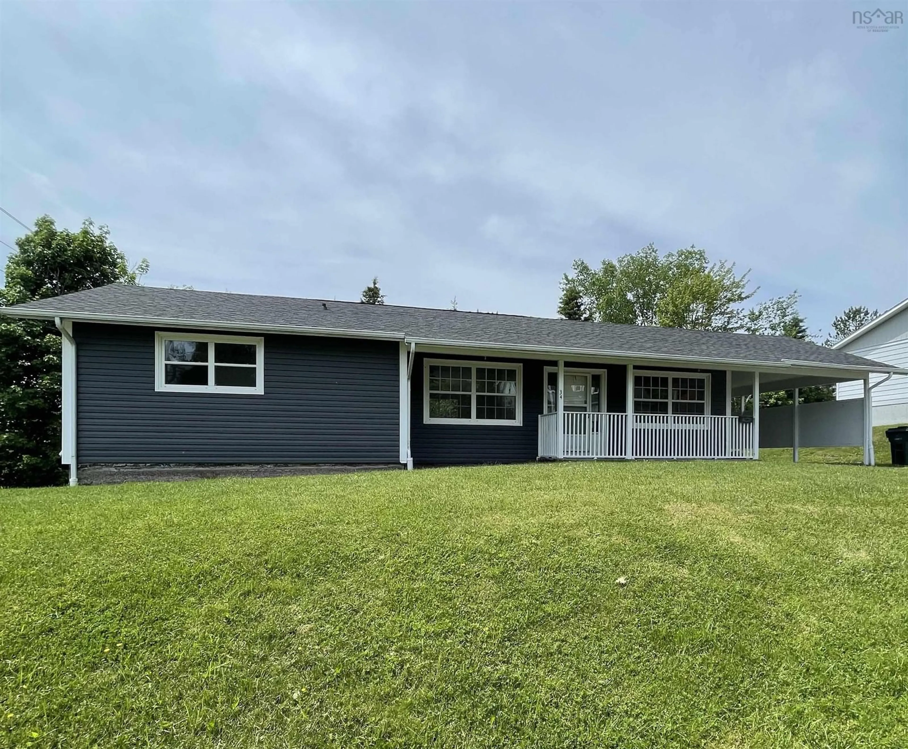Home with vinyl exterior material, unknown for 34 Greening Dr, Antigonish Nova Scotia B2G 1R1