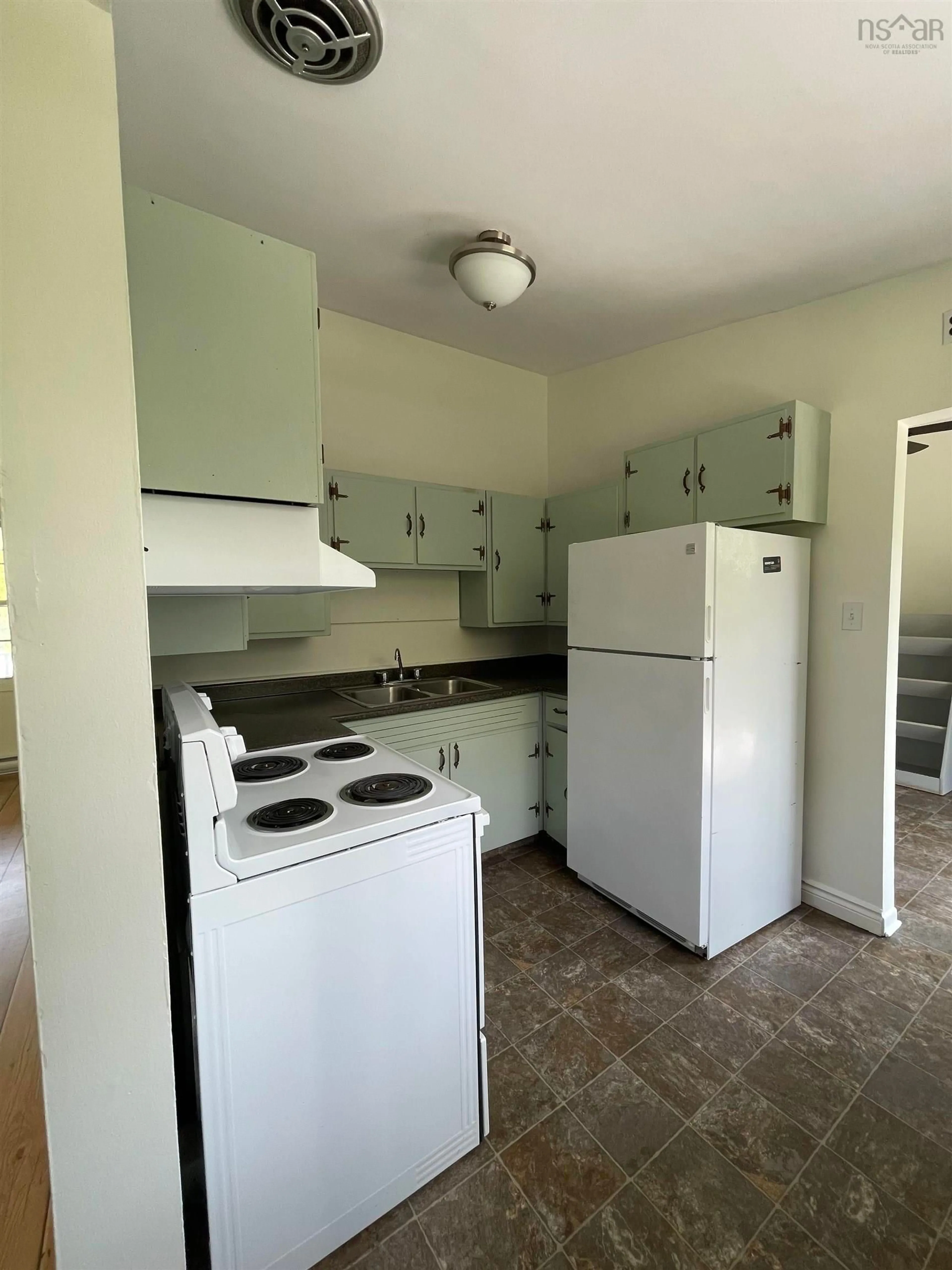 Standard kitchen, unknown for 34 Greening Dr, Antigonish Nova Scotia B2G 1R1