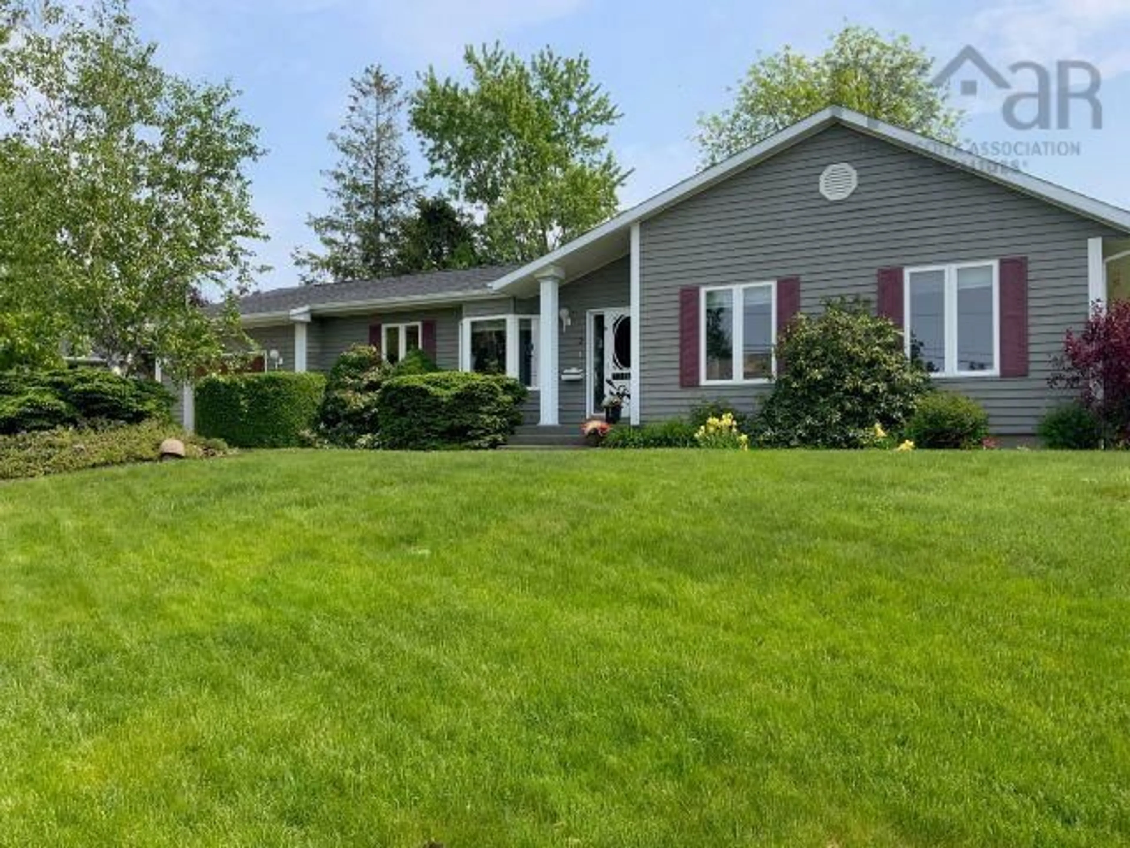 Home with vinyl exterior material, unknown for 2 Gillis Way, Antigonish Nova Scotia B2G 3A1