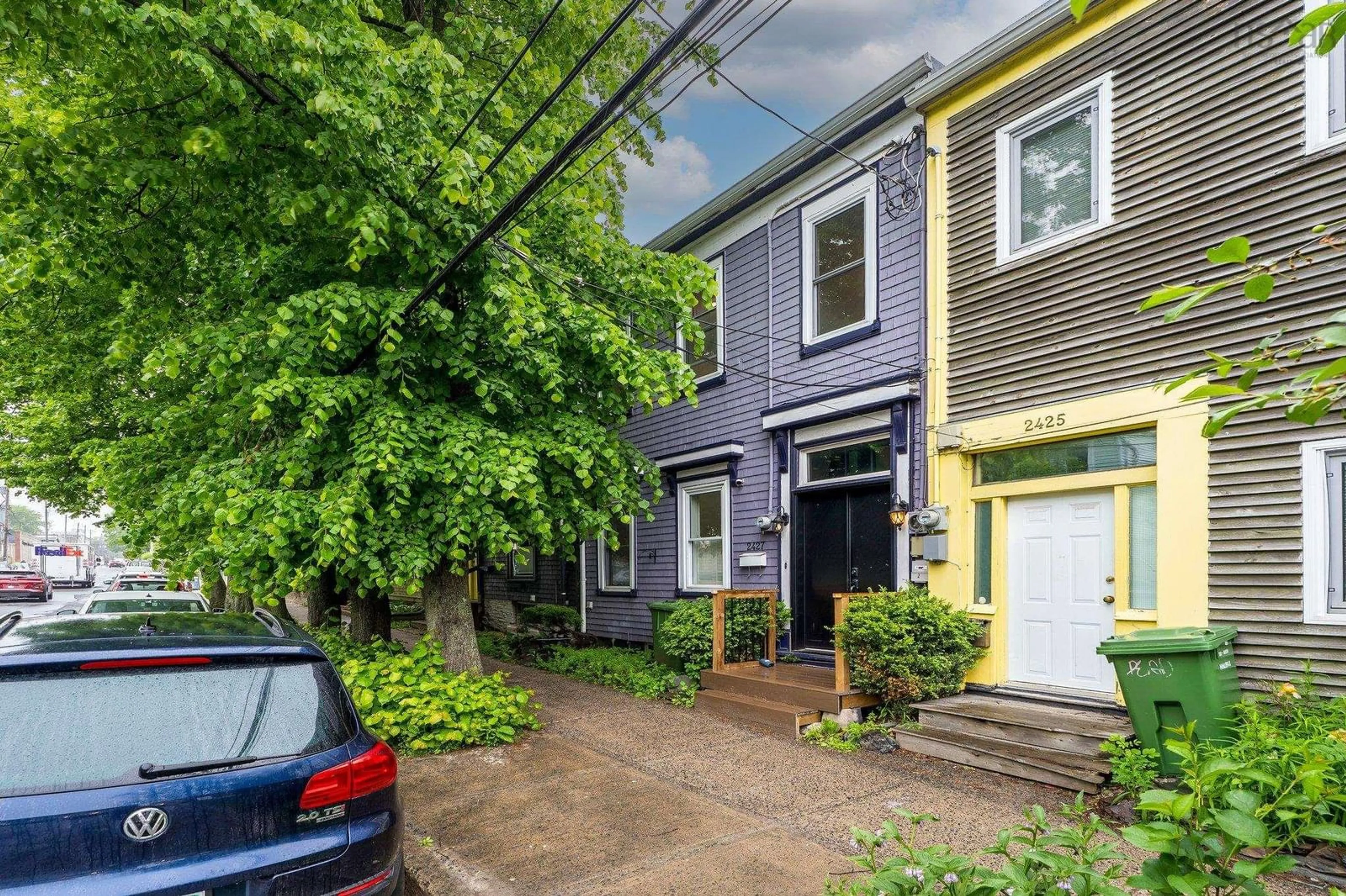 Unknown for 2427 Agricola St, Halifax Nova Scotia B3K 4C1