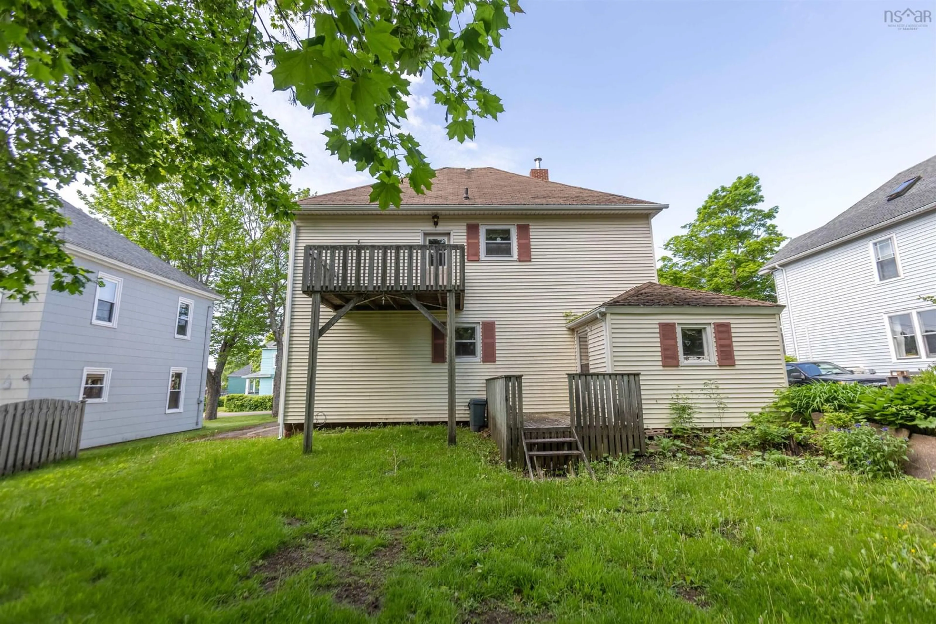 Unknown for 34 Clarence St, Amherst Nova Scotia B4H 3P1