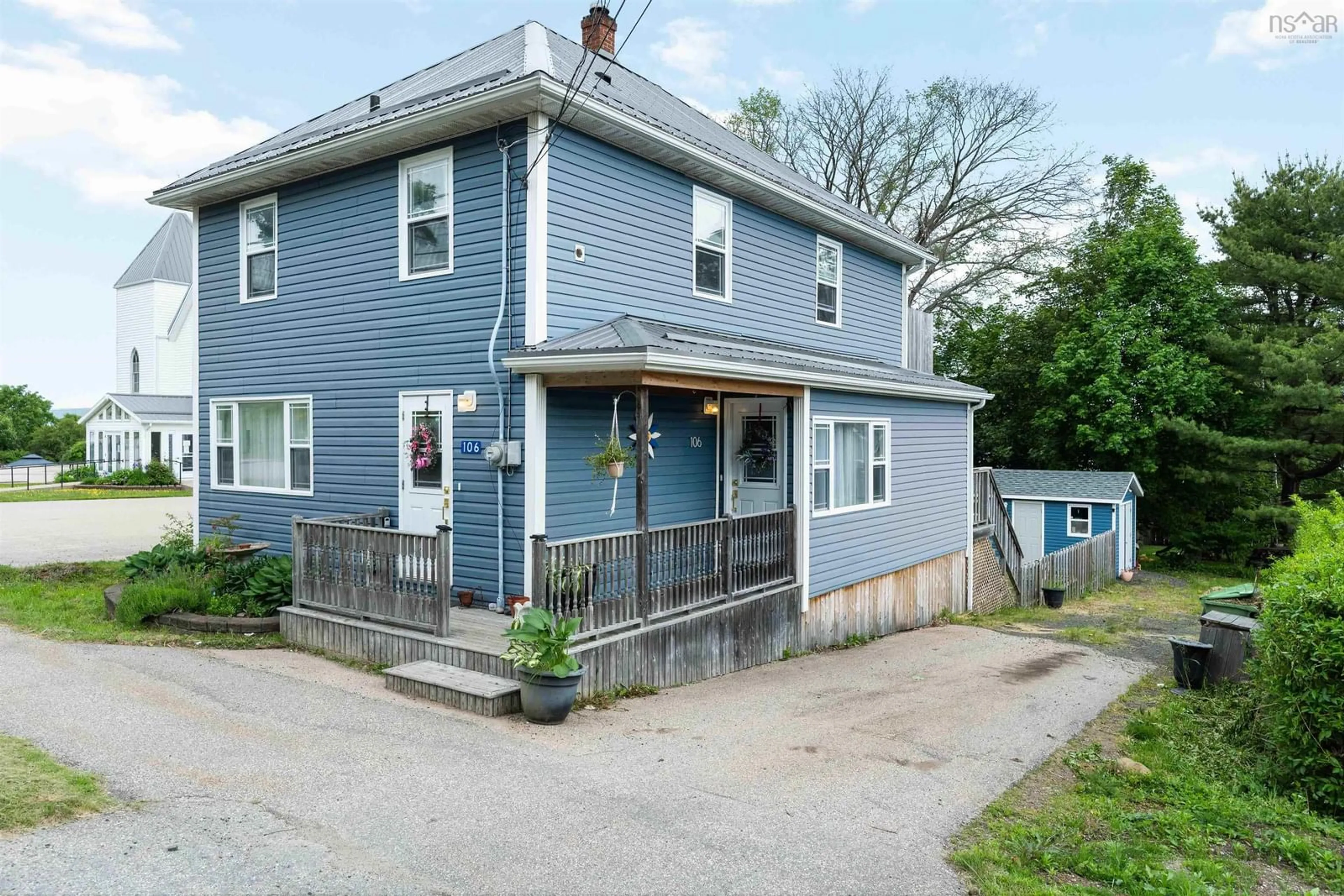 Unknown for 106 Queen St, Digby Nova Scotia B0V 1A0
