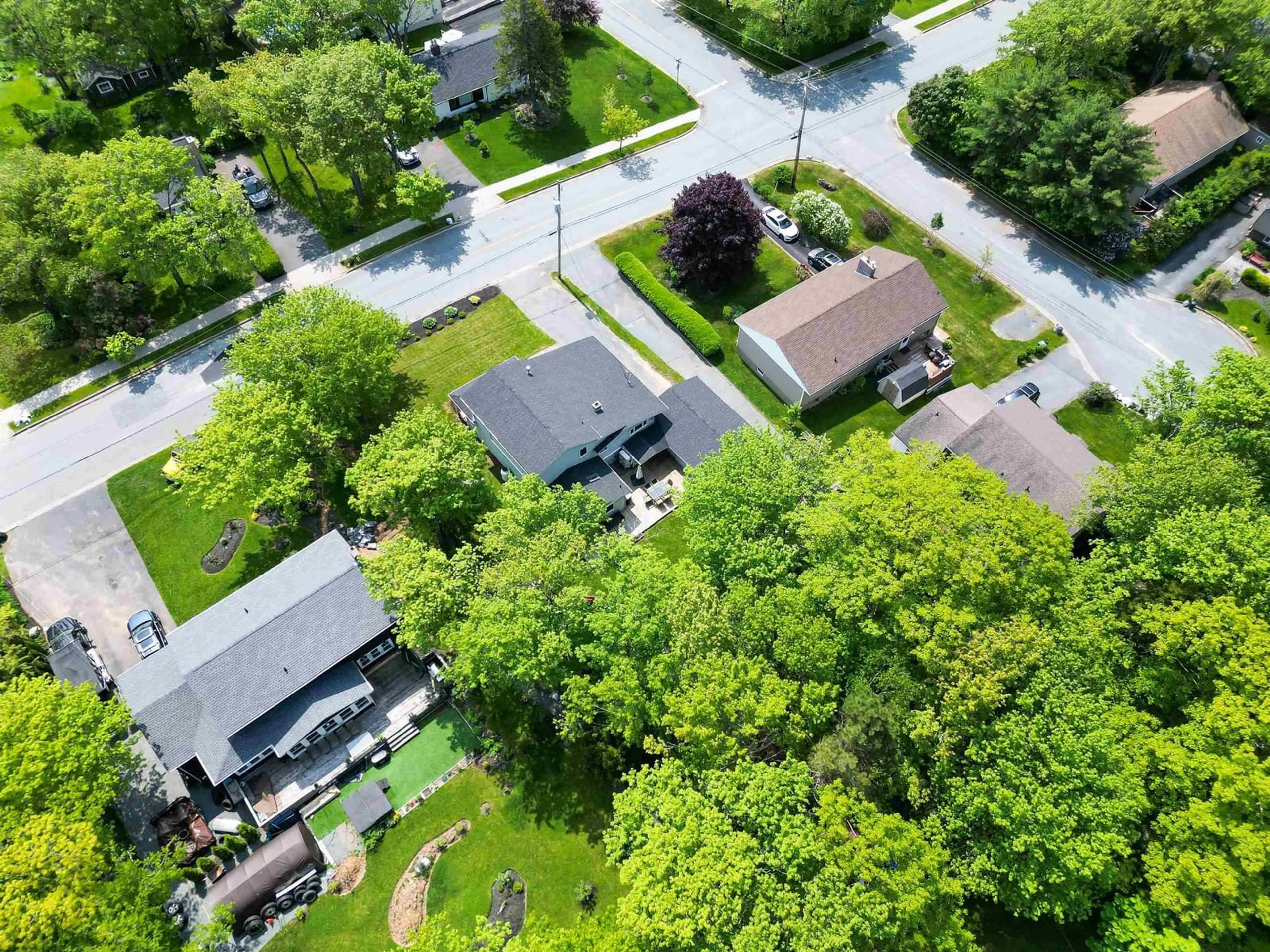 A pic from outside/outdoor area/front of a property/back of a property/a pic from drone, street for 572 Basinview Dr, Bedford Nova Scotia B4A 1T7