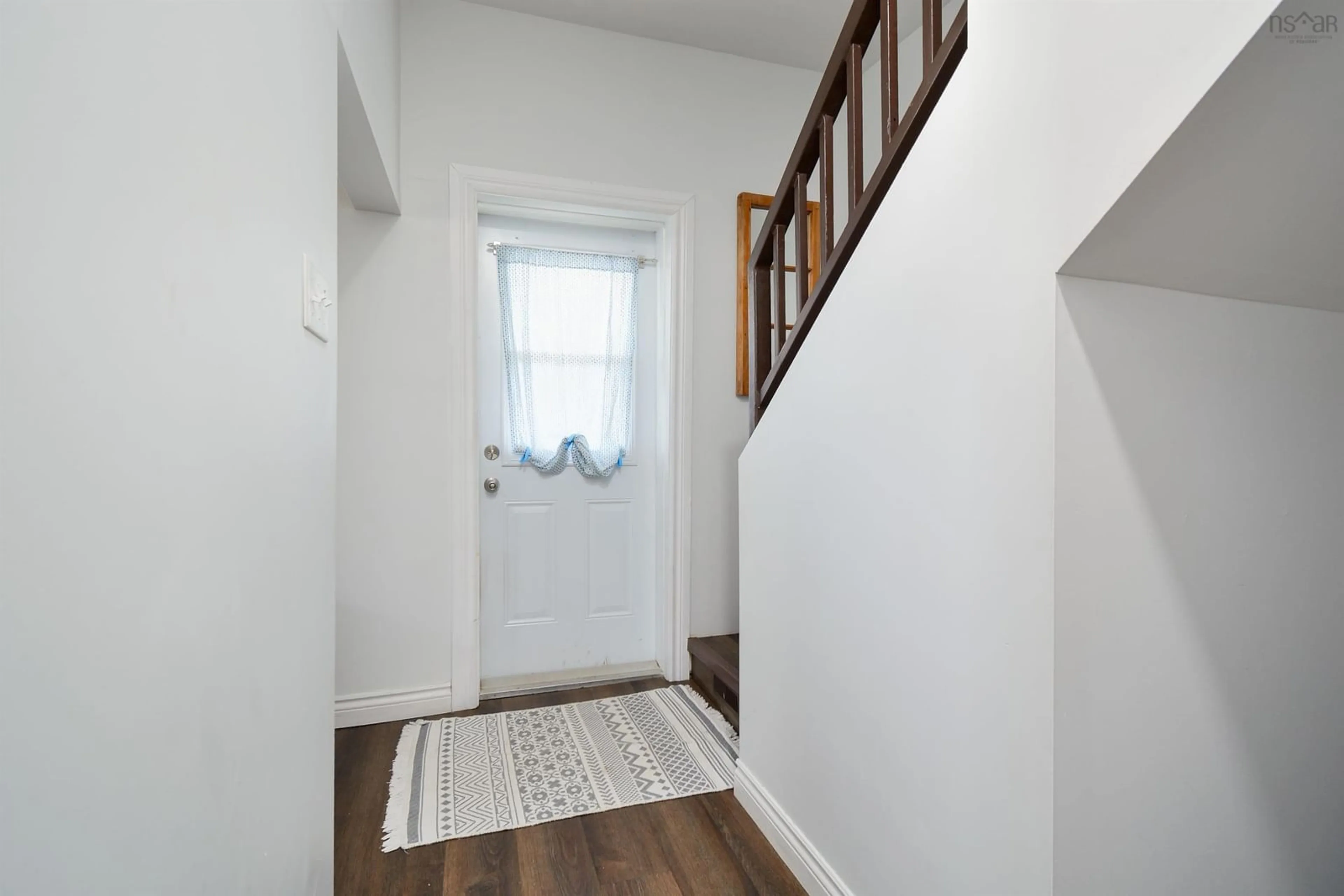 Indoor entryway for 15-17 Ferris St, Whitney Pier Nova Scotia B1N 2M9