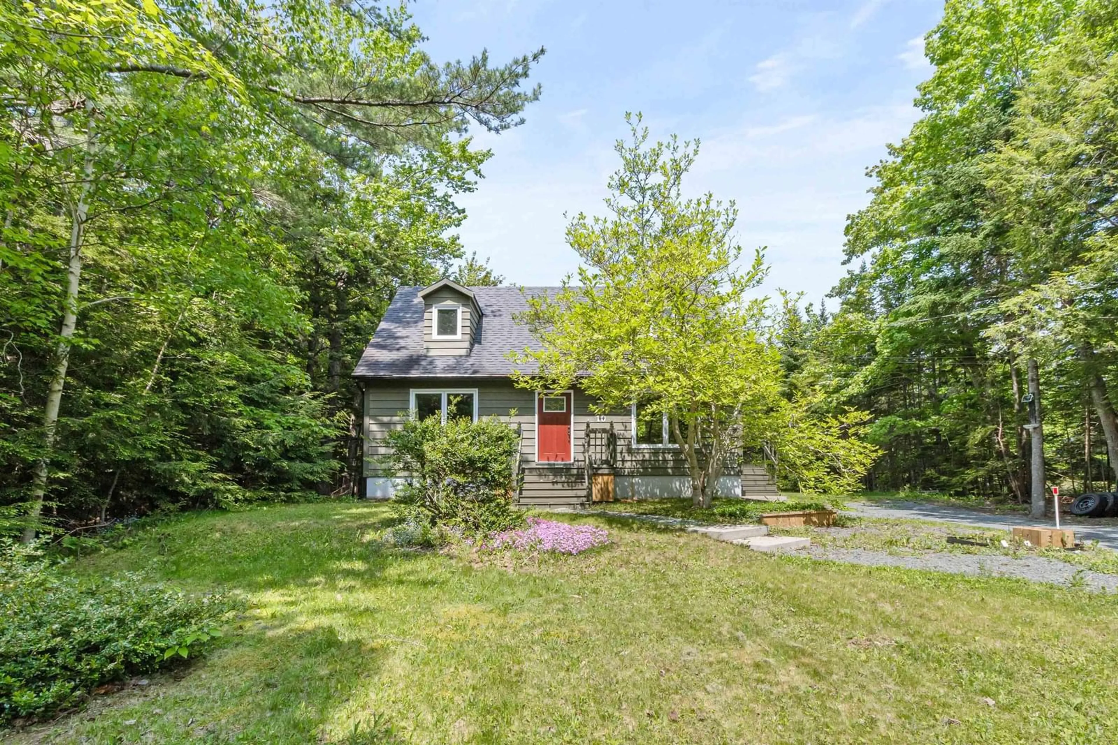 A pic from outside/outdoor area/front of a property/back of a property/a pic from drone, street for 10 Jackson Dr, Wellington Nova Scotia B2T 1J4