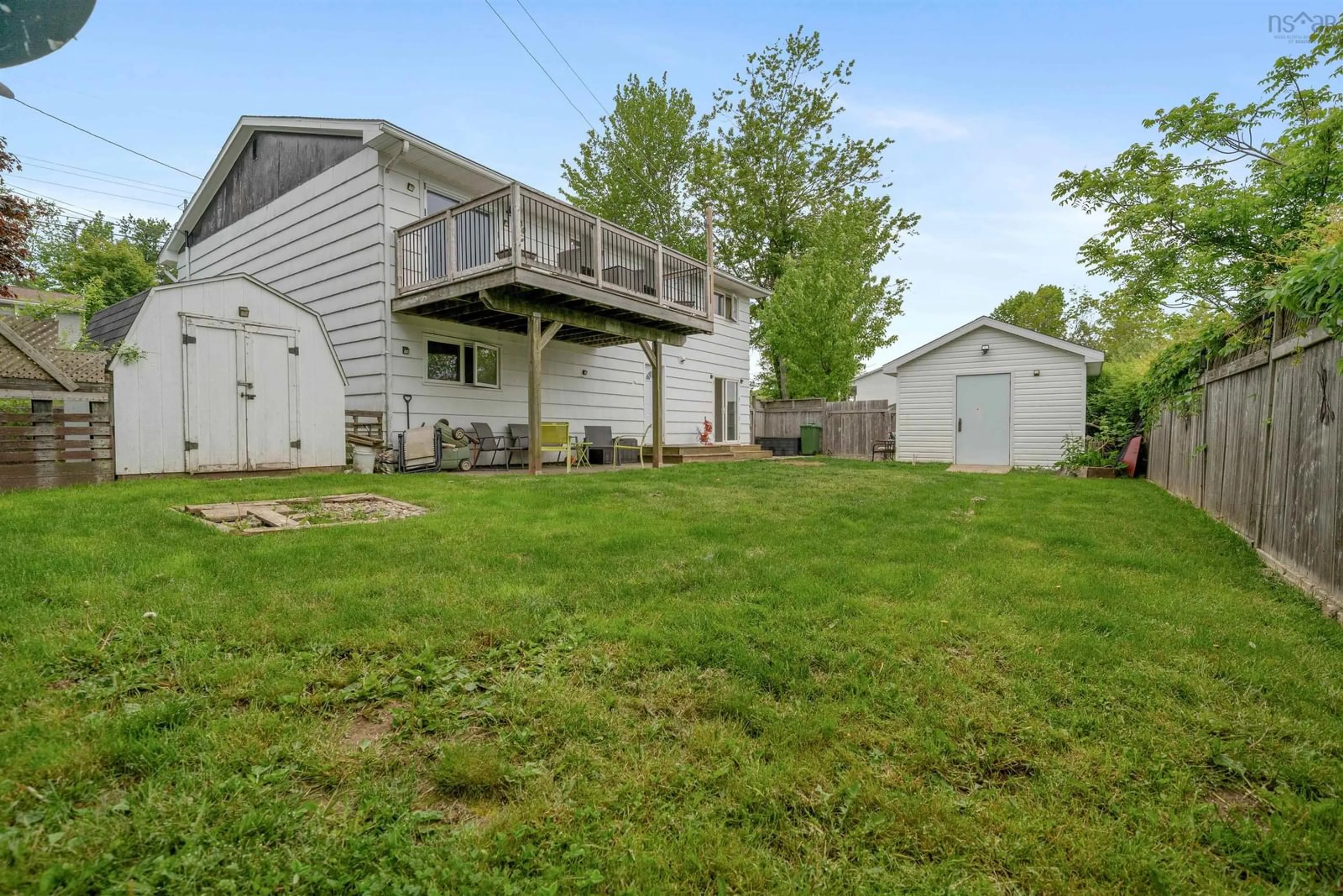 A pic from outside/outdoor area/front of a property/back of a property/a pic from drone, unknown for 31 Ridge Ave, Lower Sackville Nova Scotia B4C 2L5