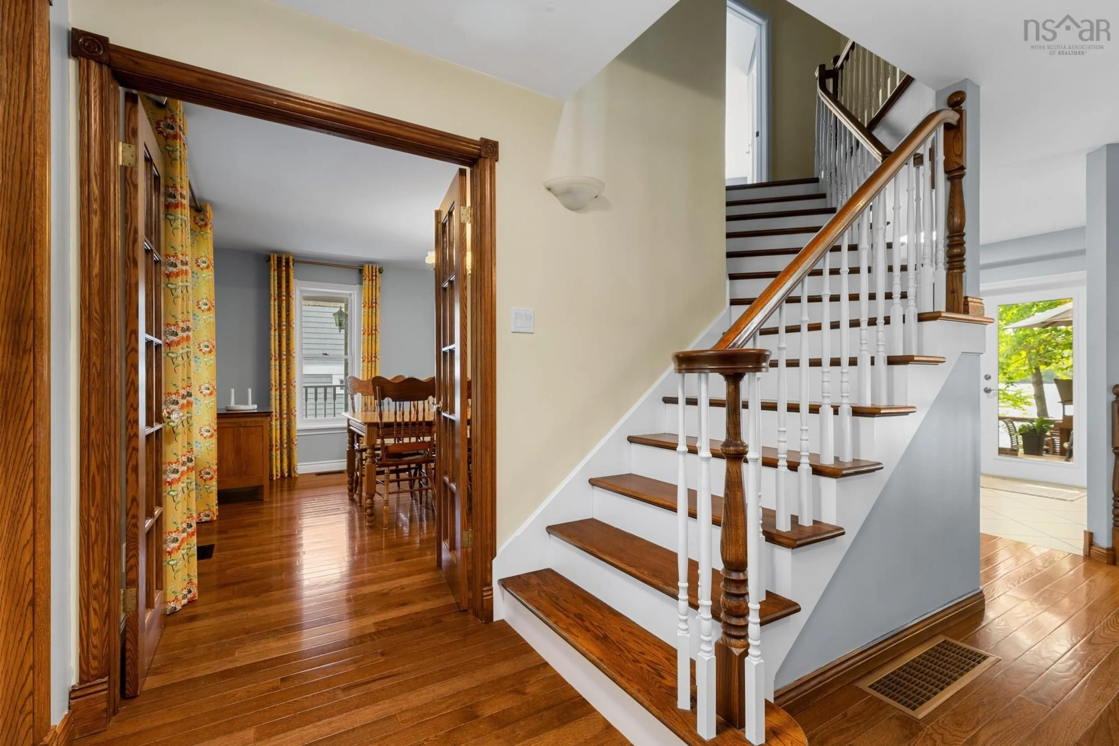 Indoor foyer for 42 Twilight Lane, Dartmouth Nova Scotia B2X 2R9