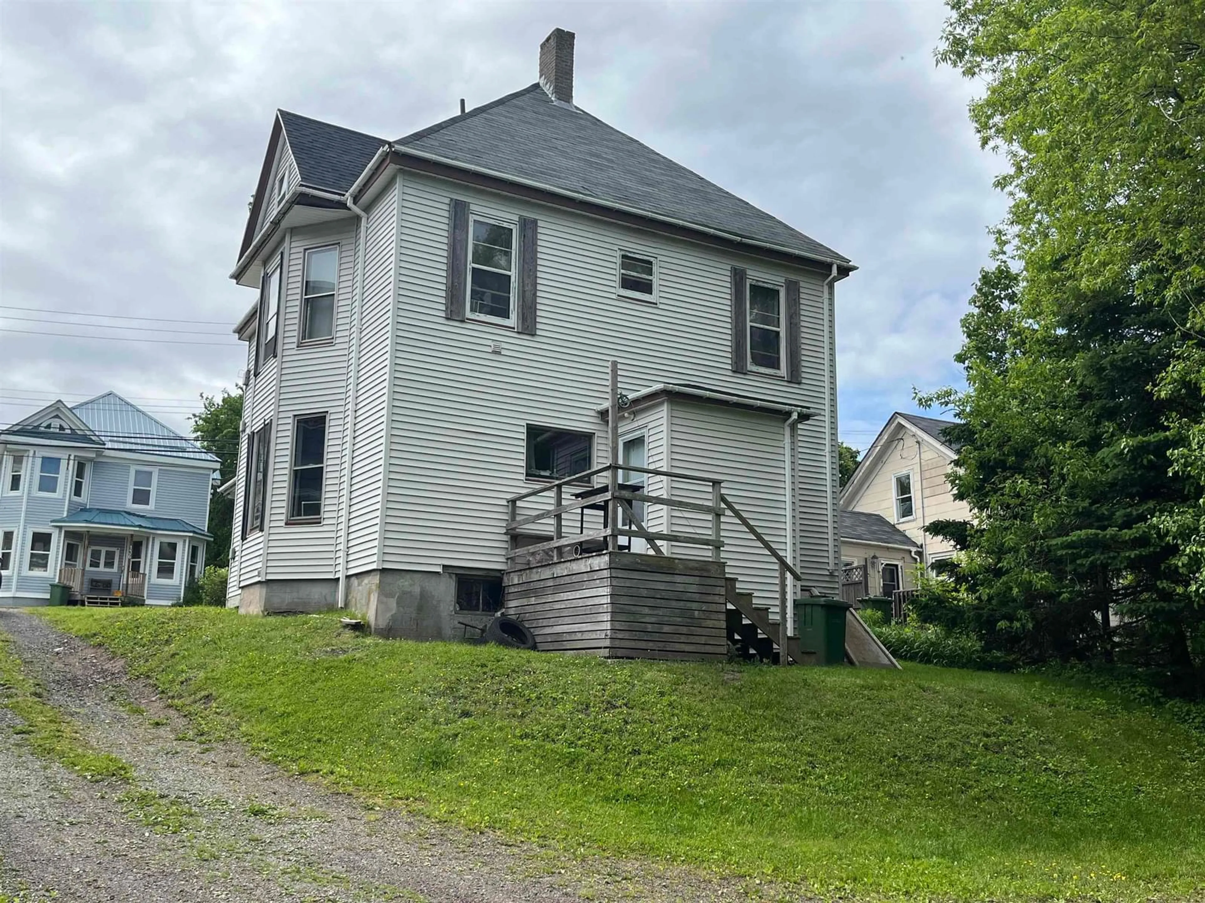 A pic from outside/outdoor area/front of a property/back of a property/a pic from drone, street for 141 Mackay St, Stellarton Nova Scotia B0K 1S0
