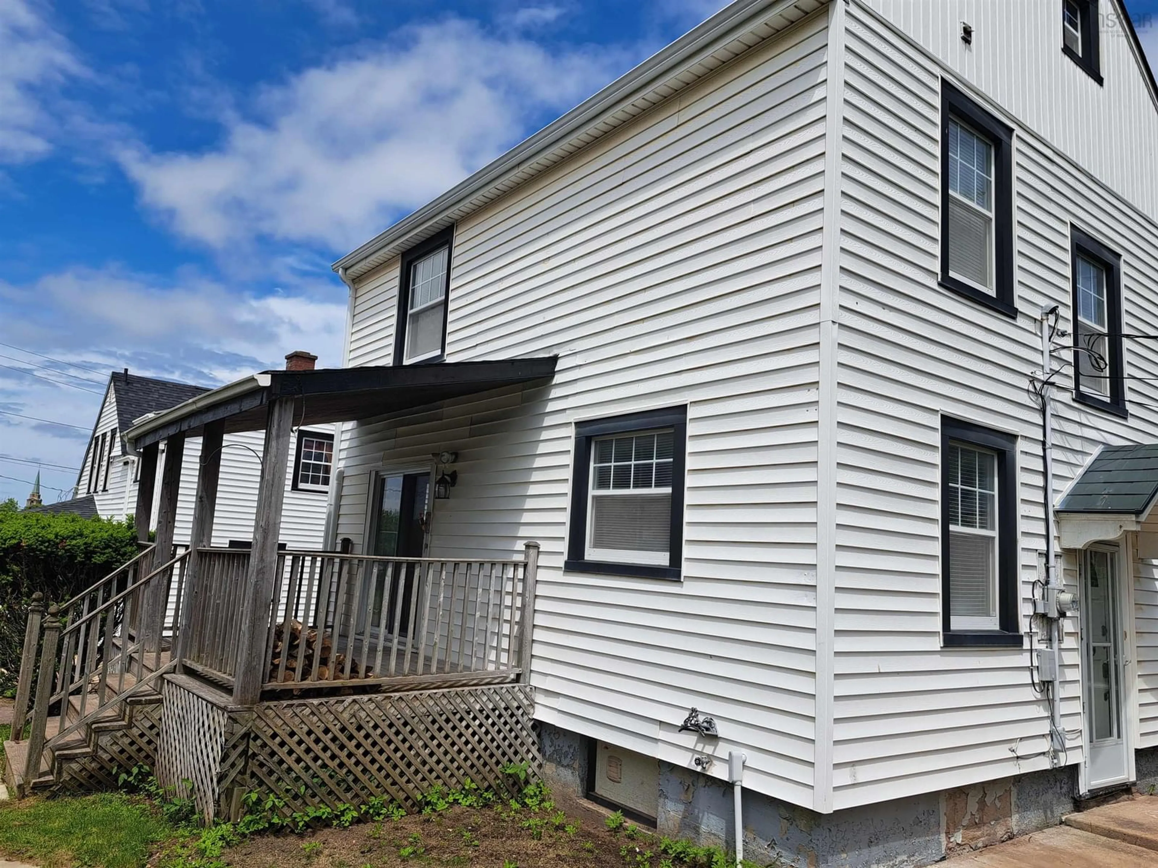 Home with vinyl exterior material, building for 108 Young St, Truro Nova Scotia B2N 3X1
